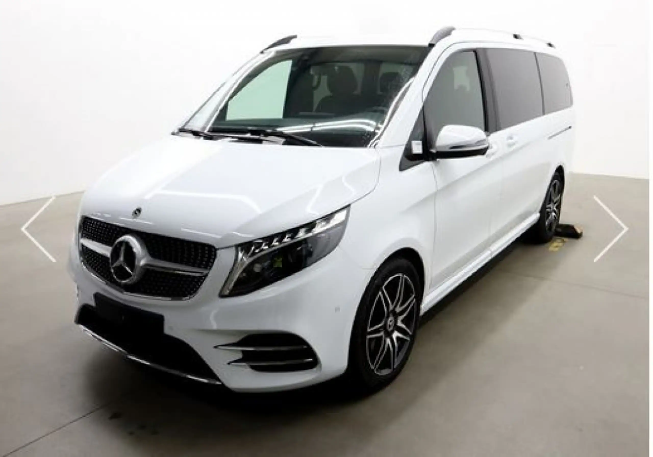 Mercedes-Benz - V 250