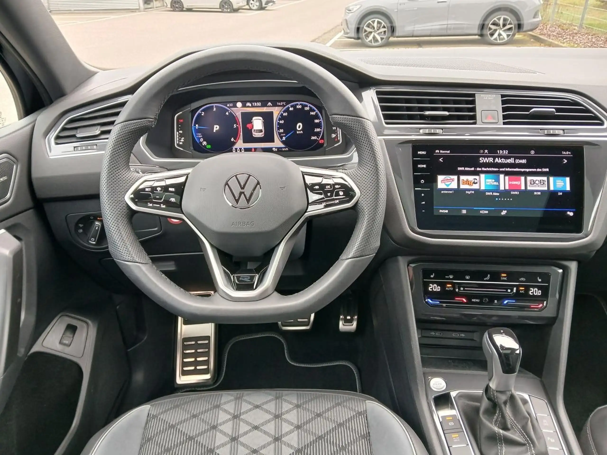 Volkswagen - Tiguan