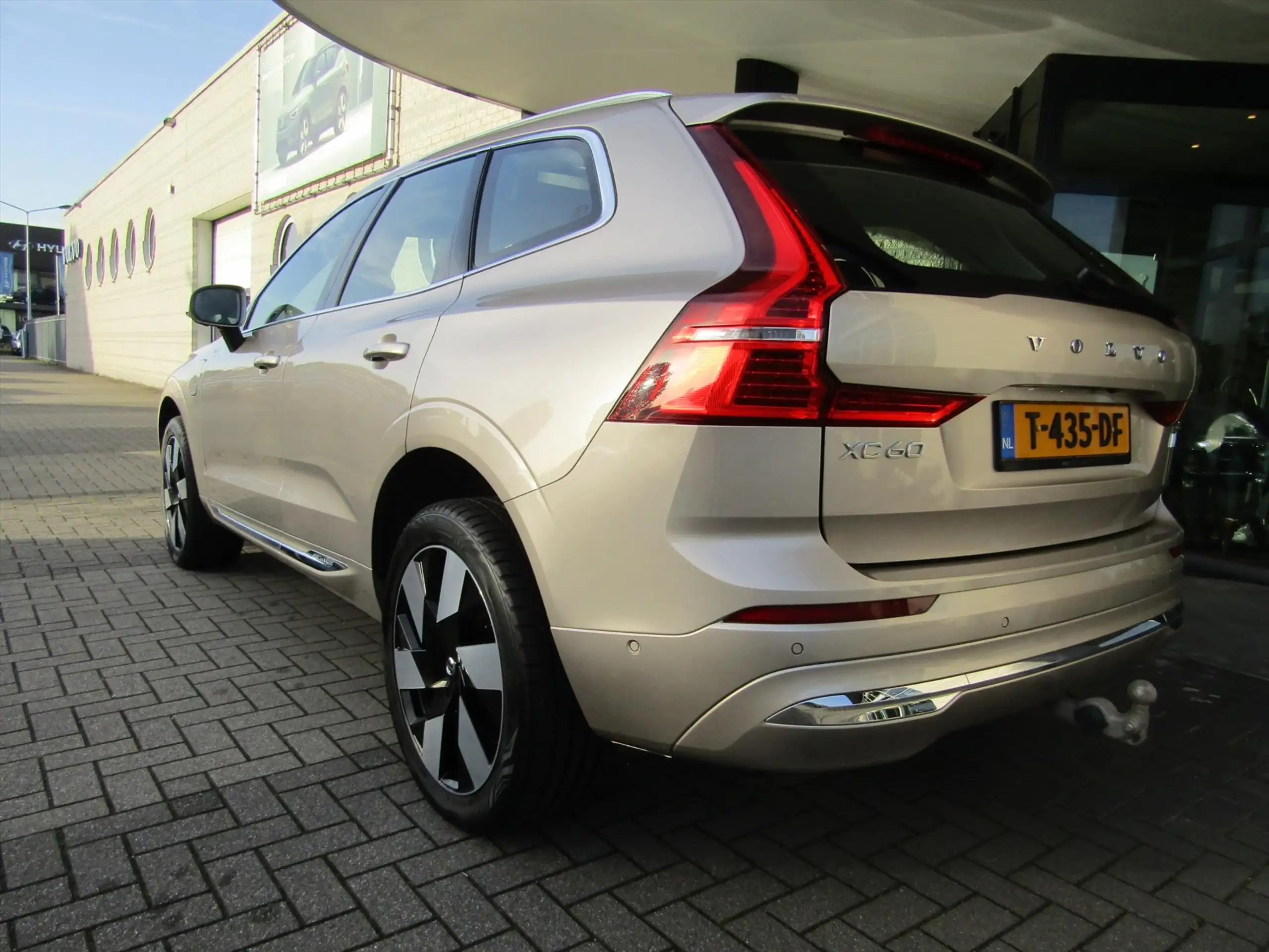 Volvo - XC60