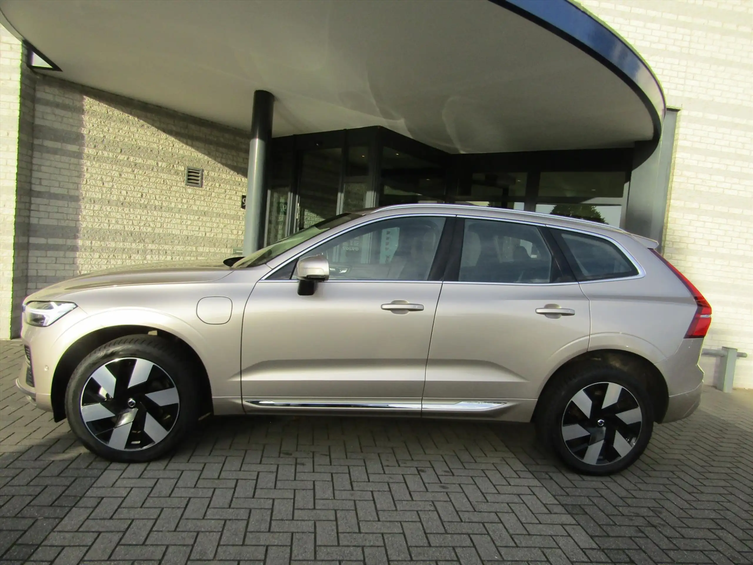 Volvo - XC60