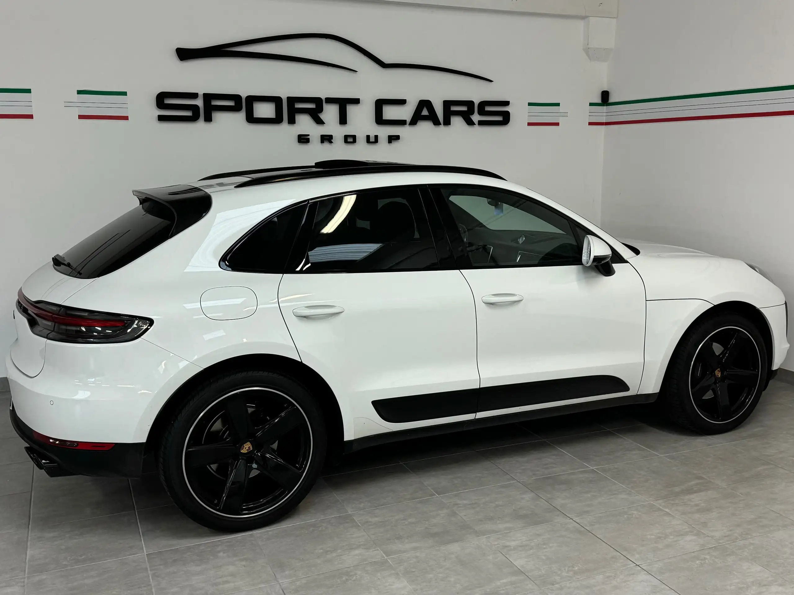 Porsche - Macan