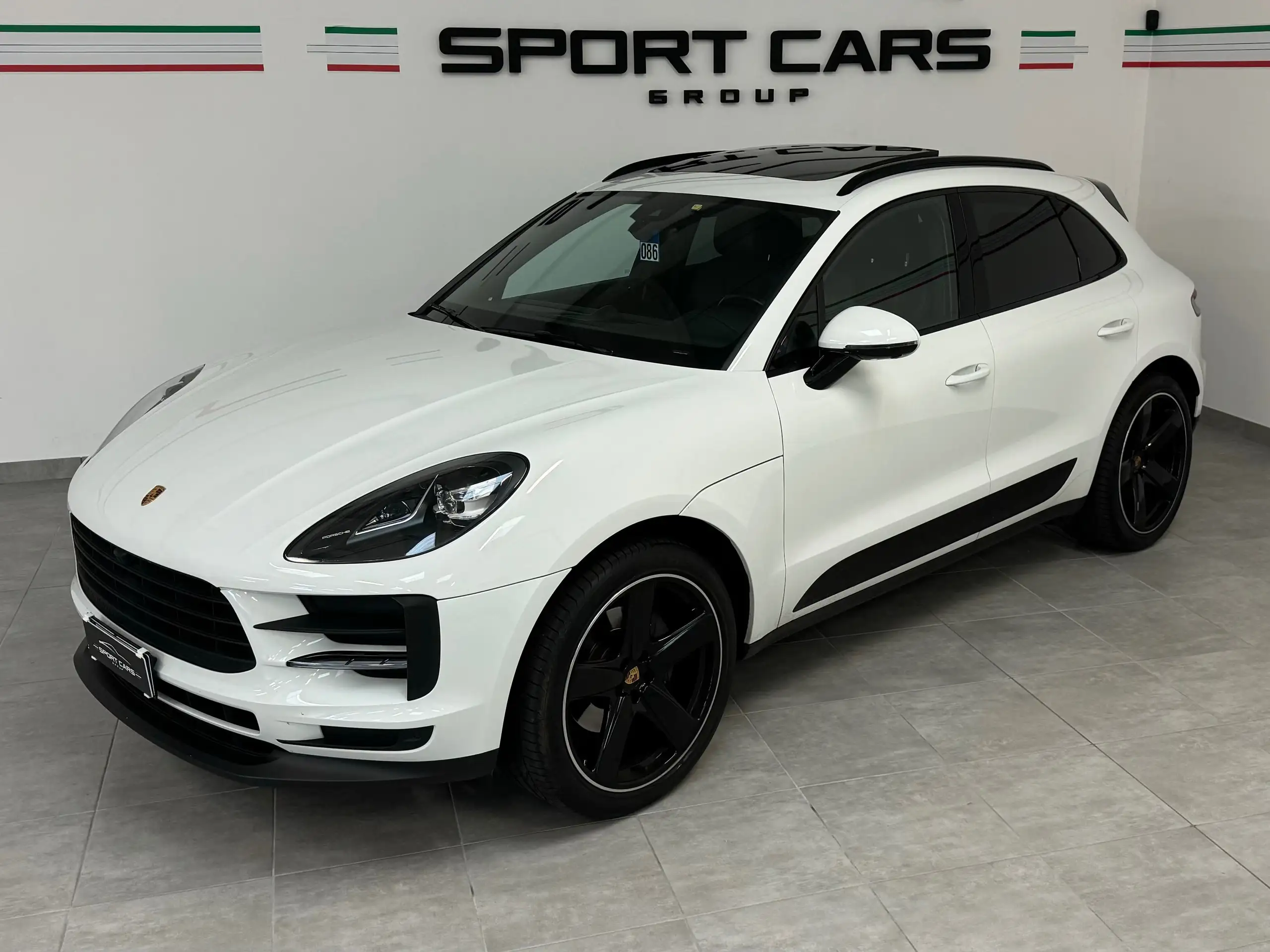 Porsche - Macan