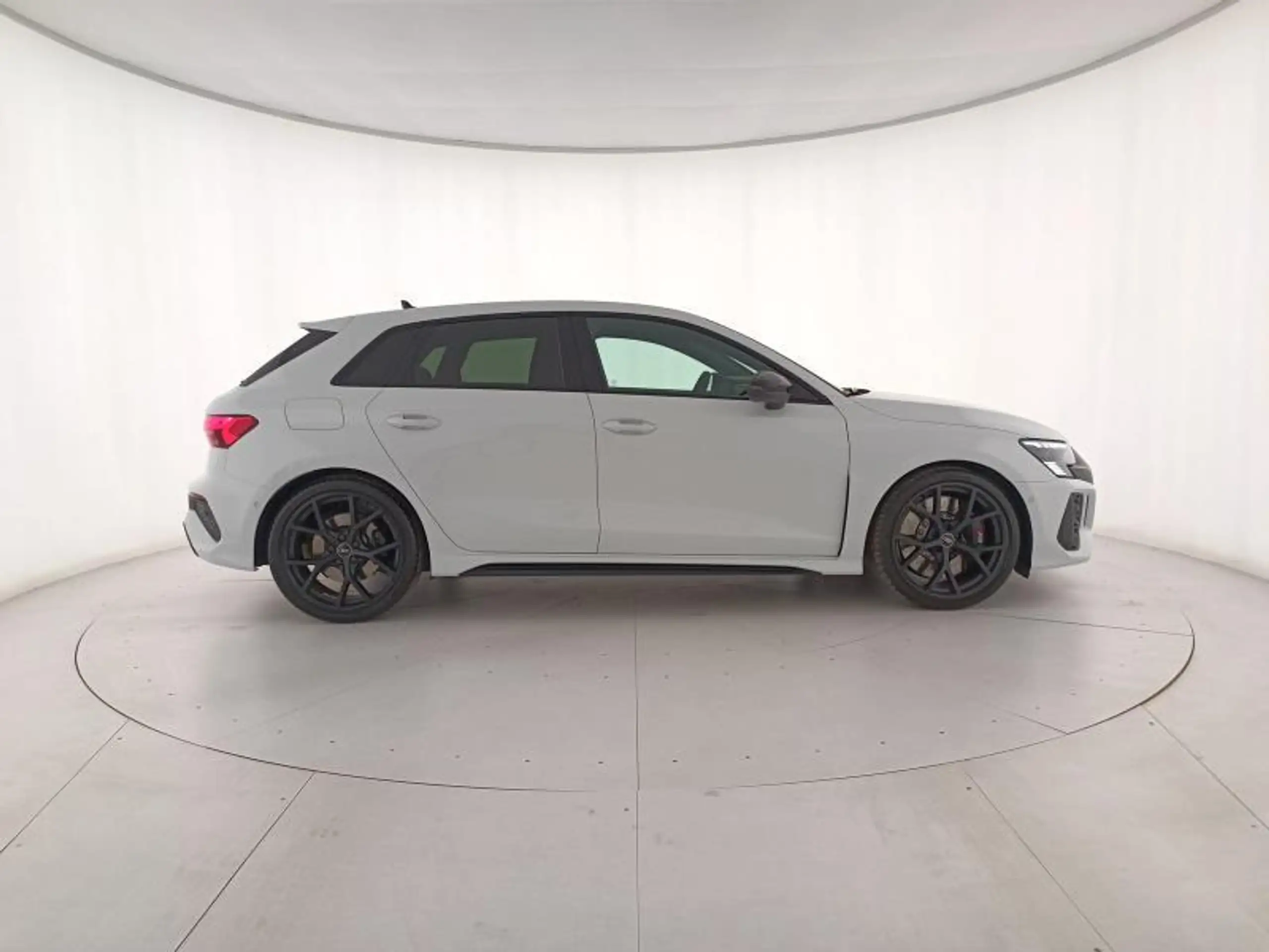 Audi - RS3