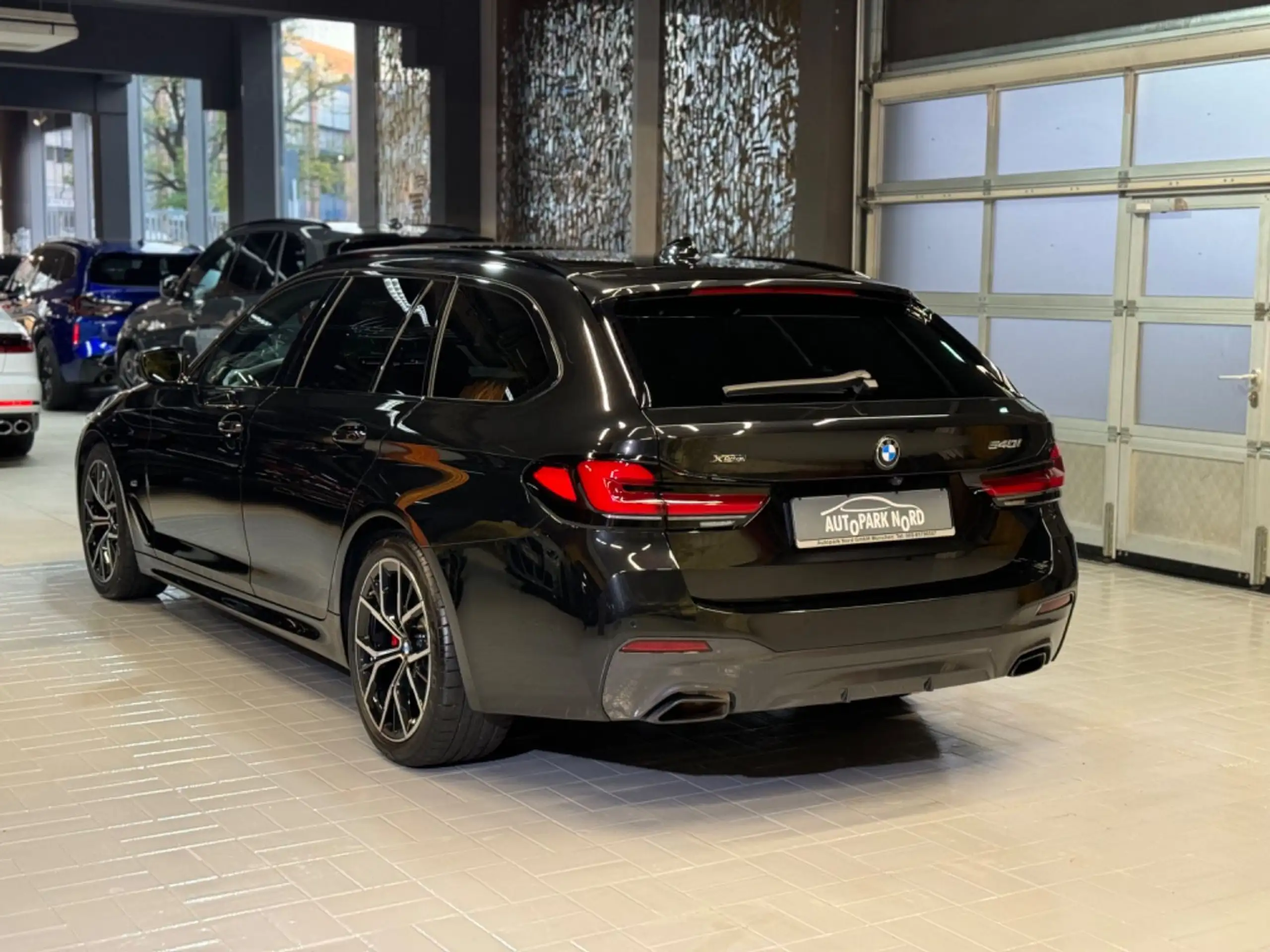 BMW - 540