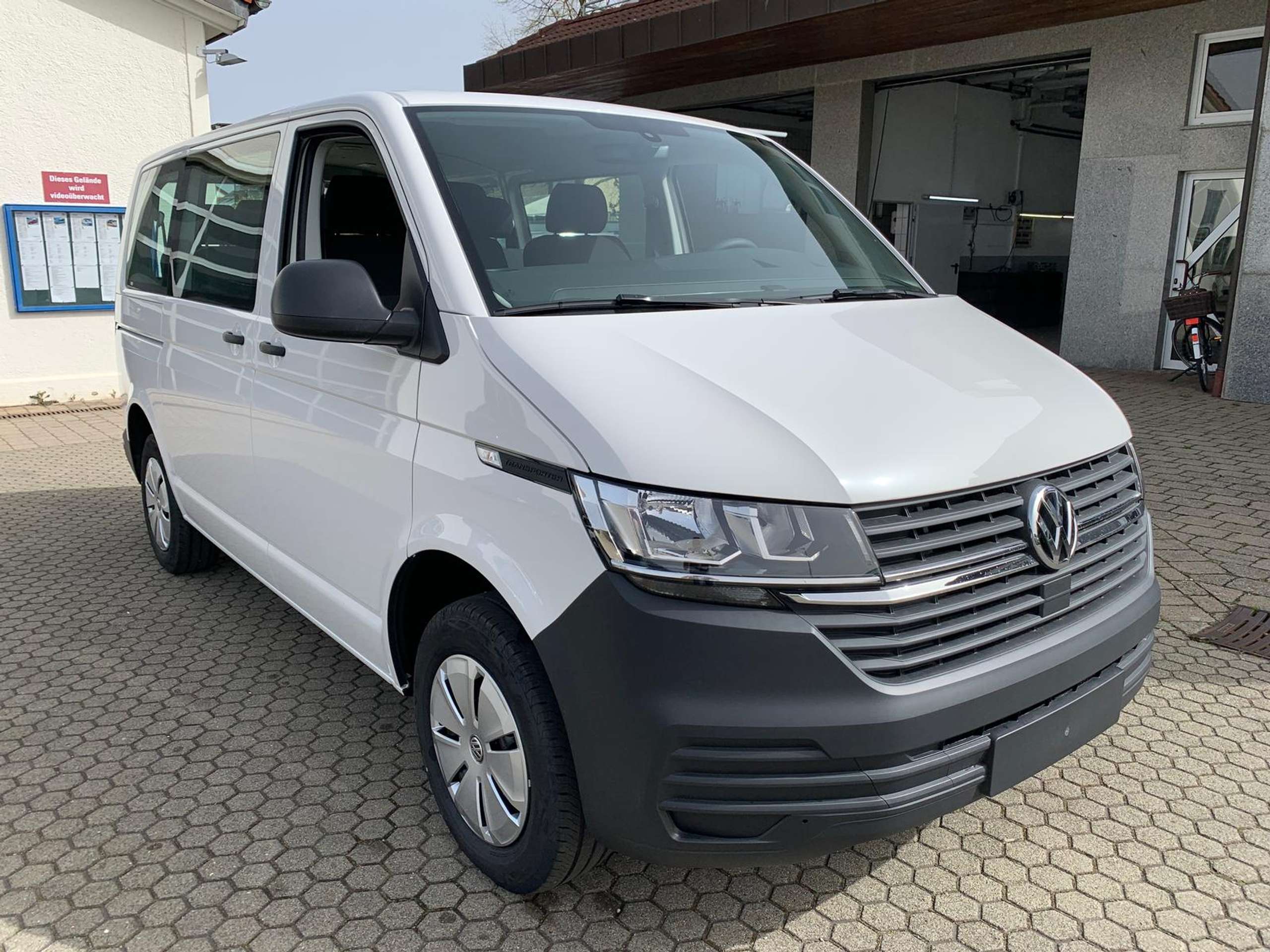 Volkswagen - T6.1 Transporter