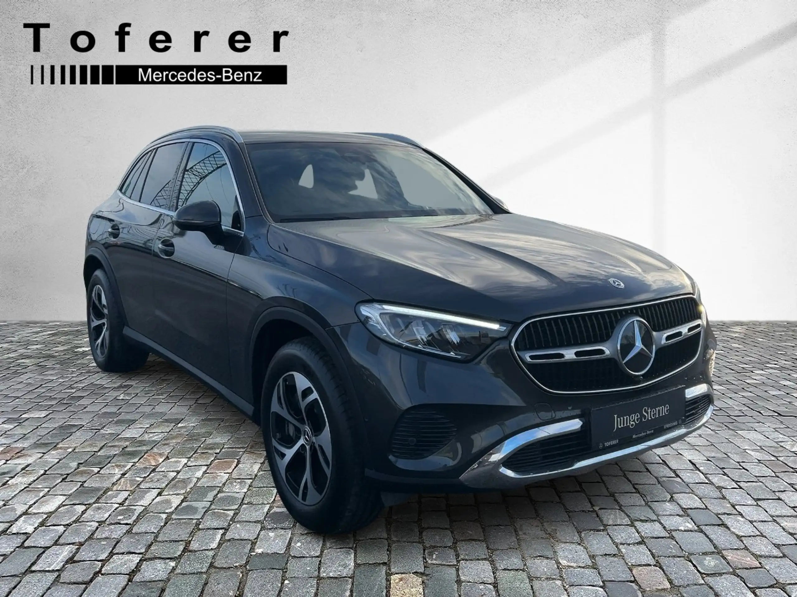 Mercedes-Benz - GLC 300