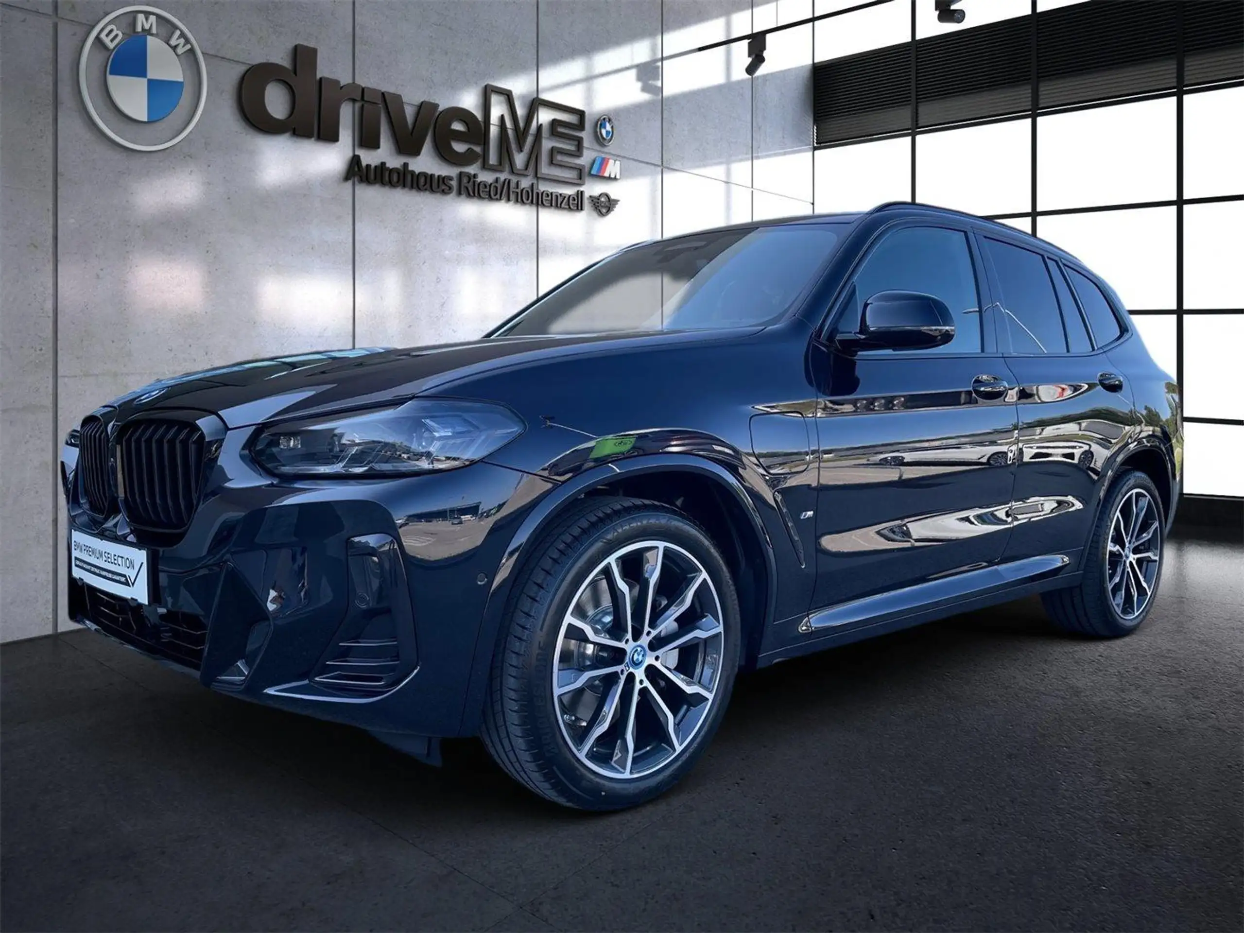 BMW - X3