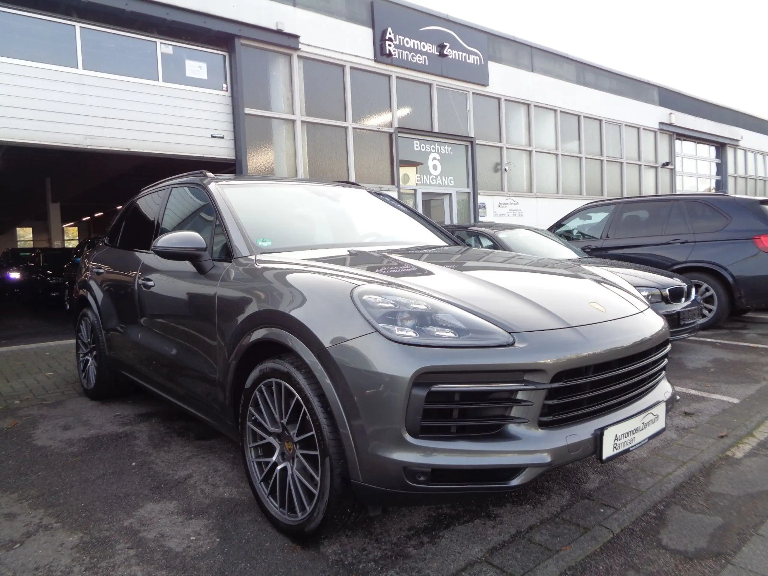 Porsche - Cayenne