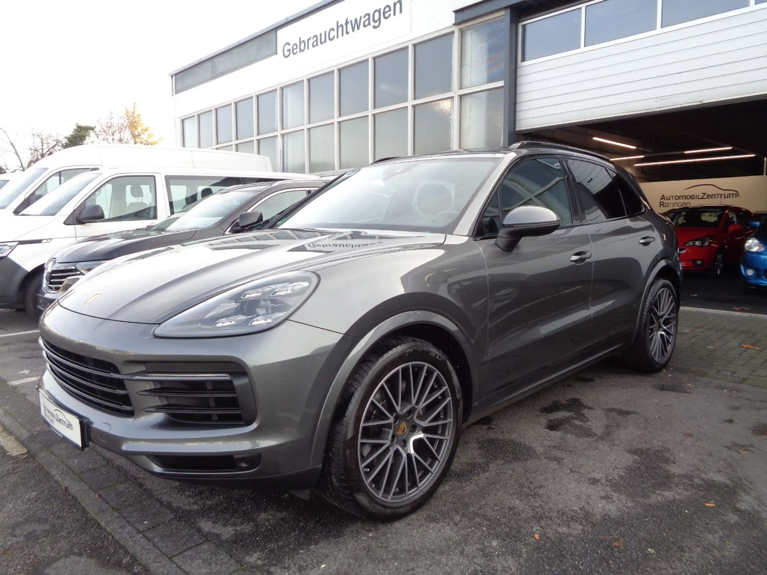 Porsche - Cayenne