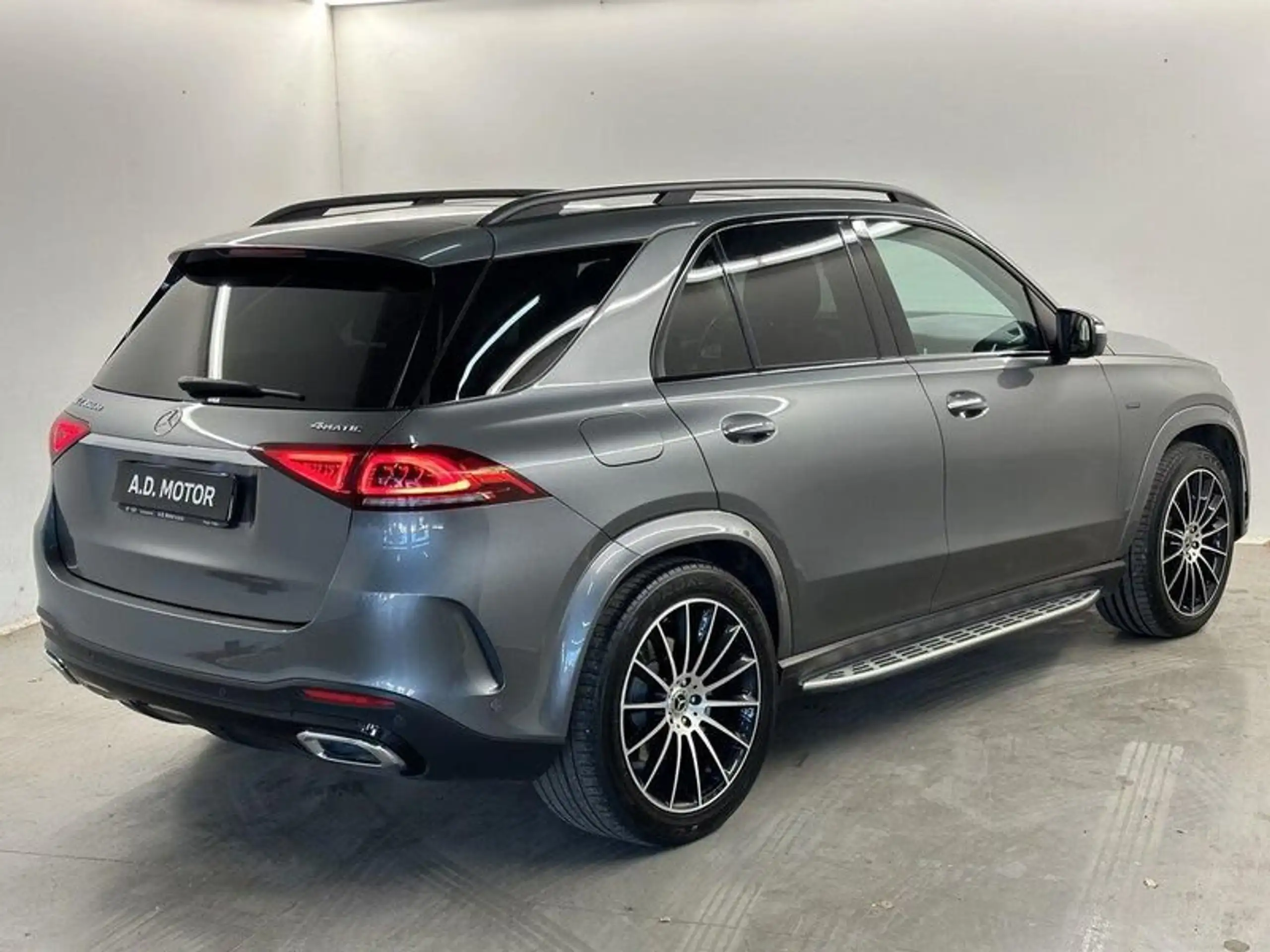 Mercedes-Benz - GLE 350