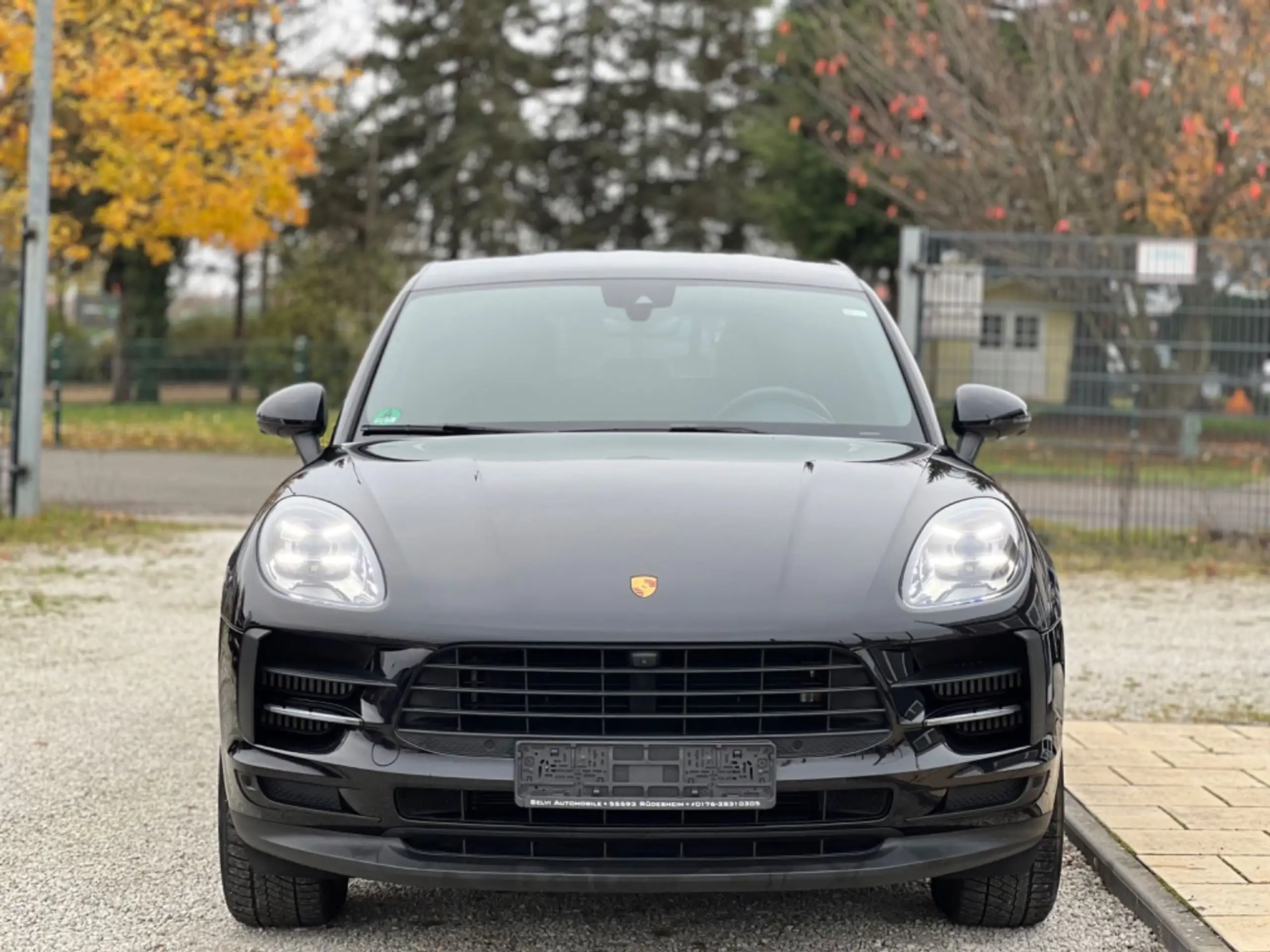 Porsche - Macan