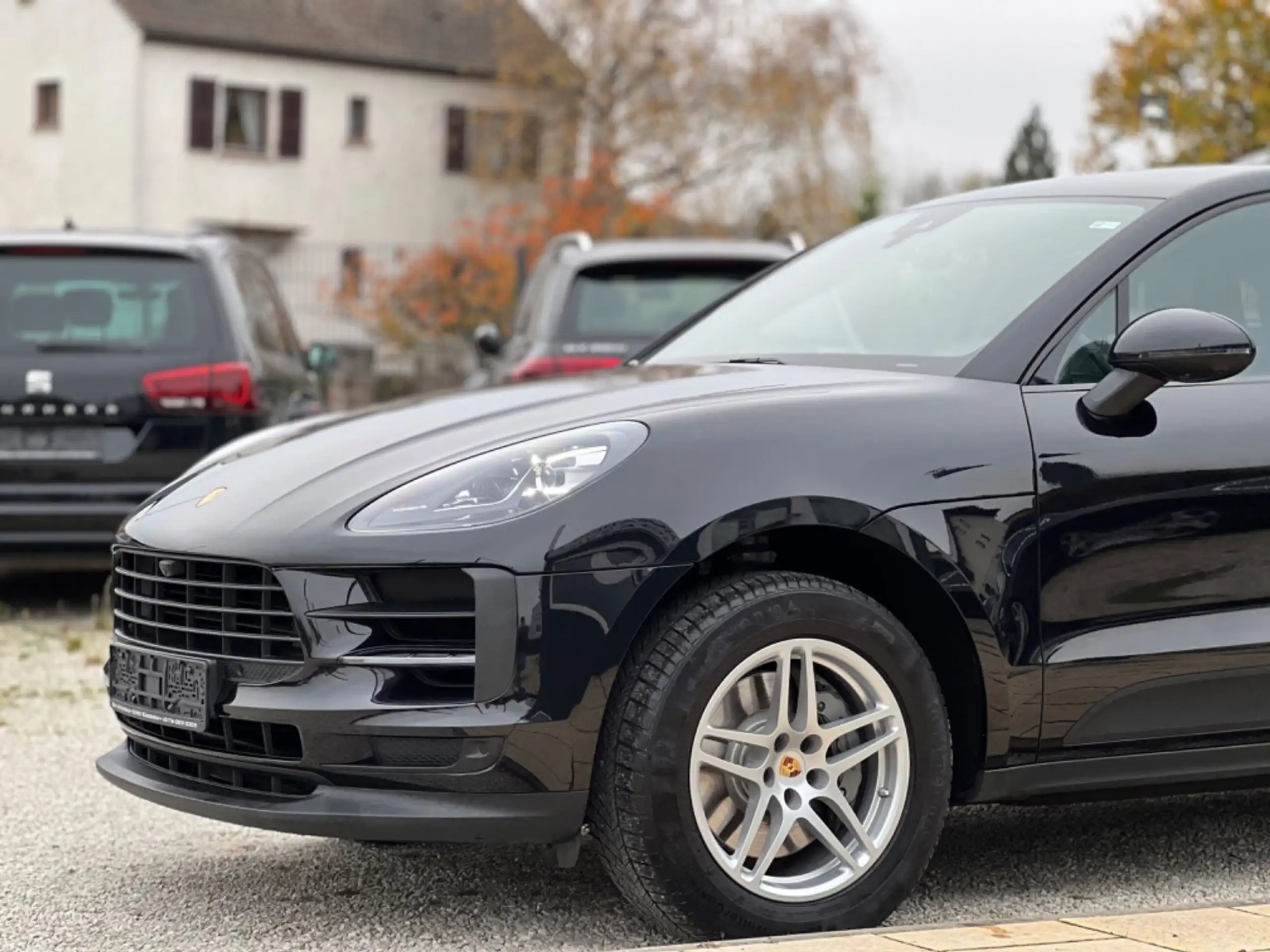 Porsche - Macan