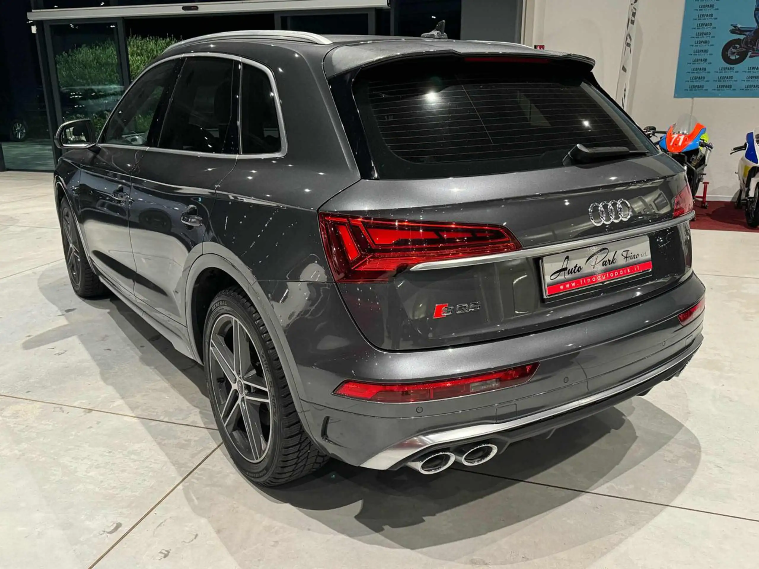 Audi - SQ5