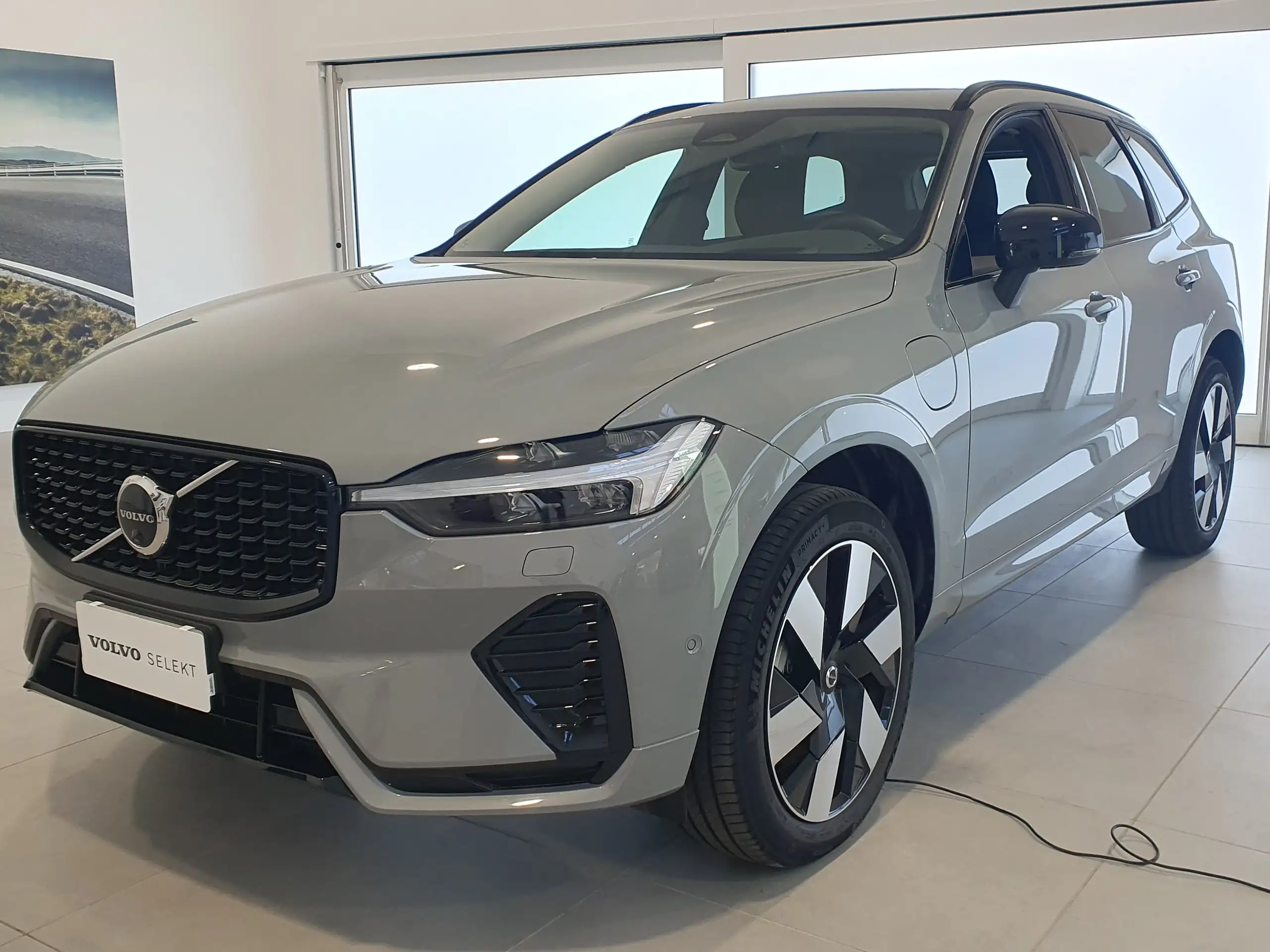 Volvo - XC60