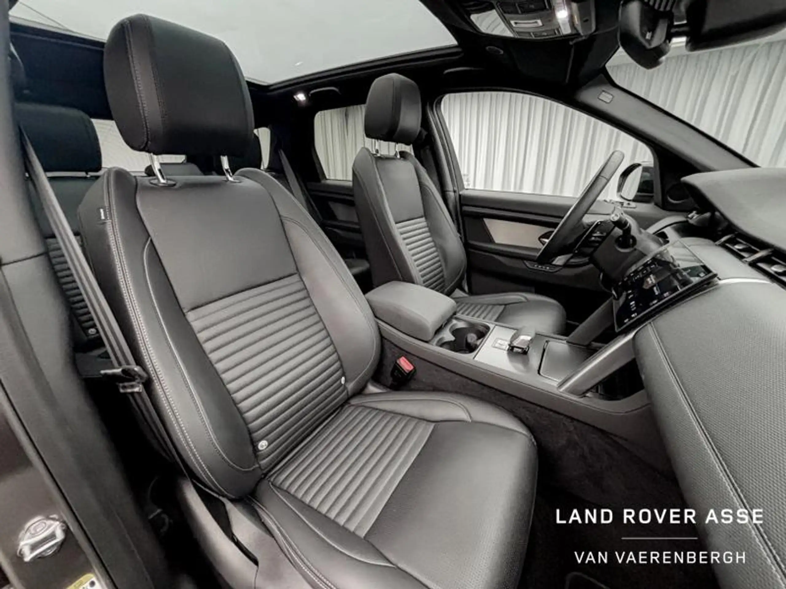 Land Rover - Discovery Sport