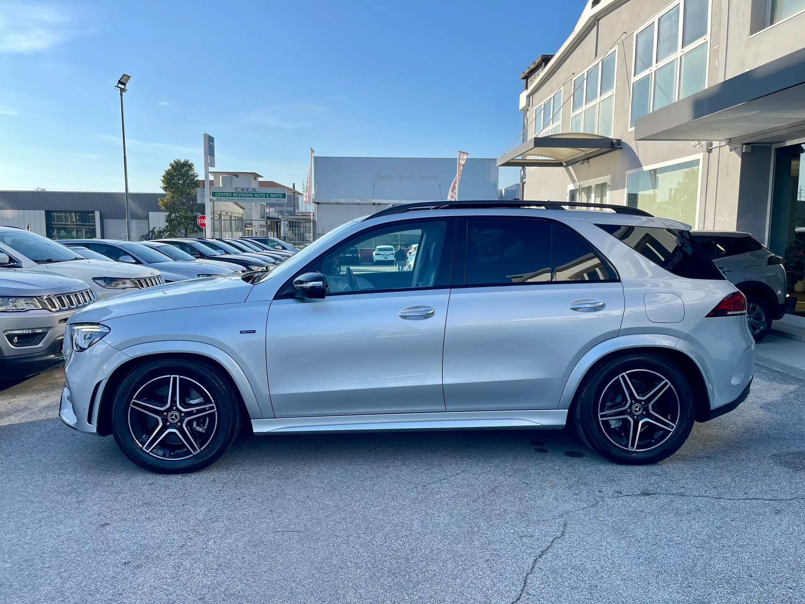 Mercedes-Benz - GLE 350