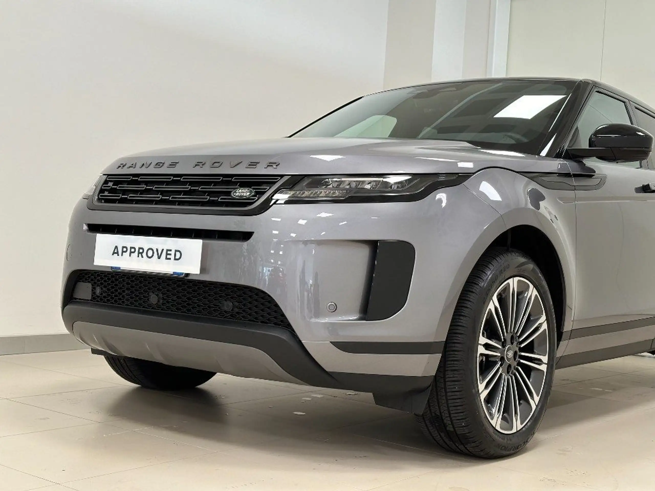 Land Rover - Range Rover Evoque