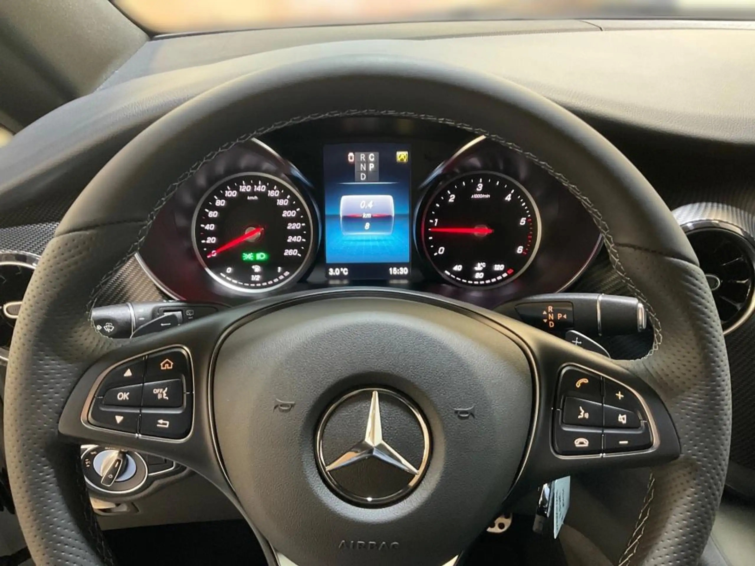 Mercedes-Benz - V 300