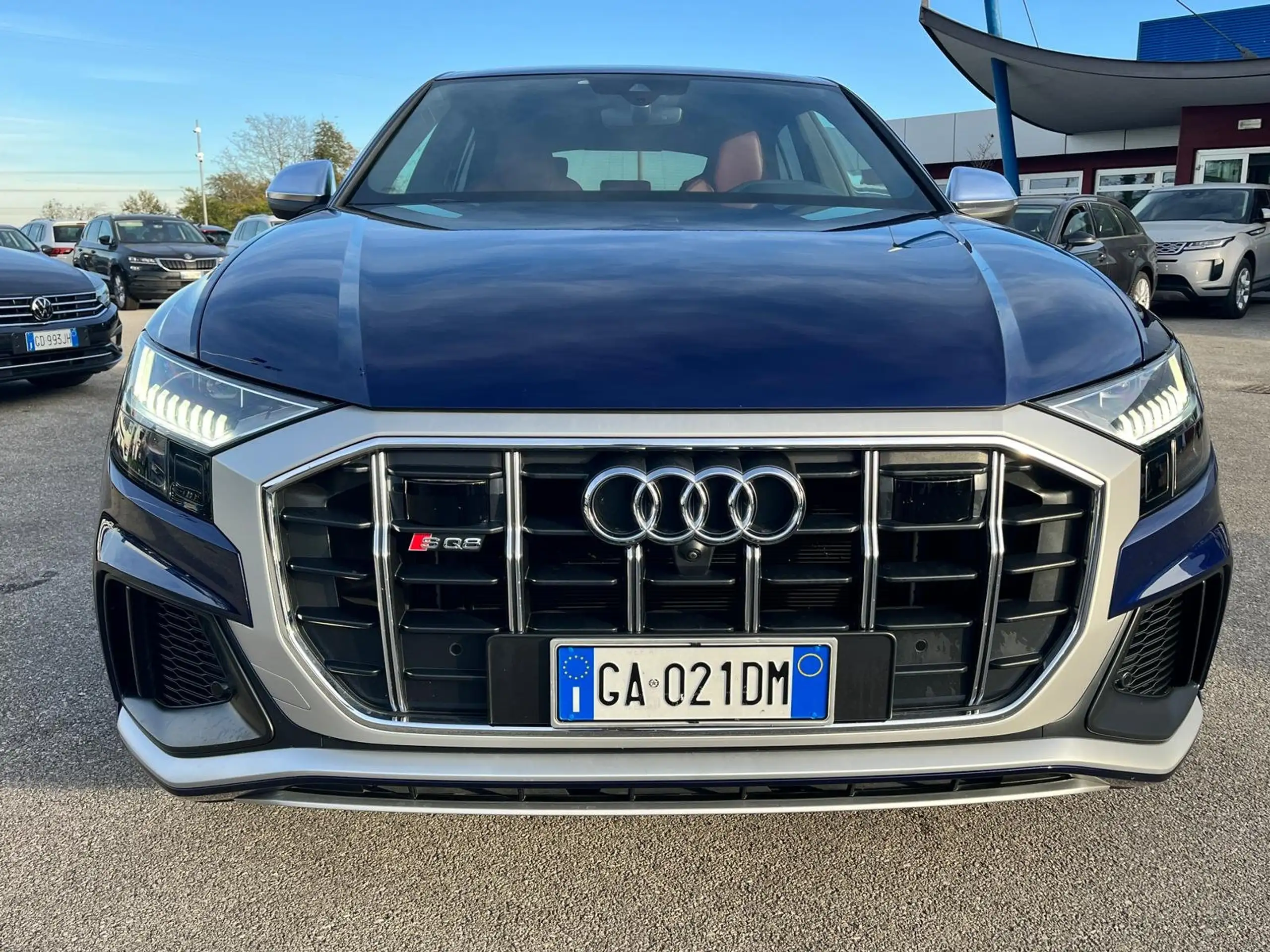 Audi - SQ8