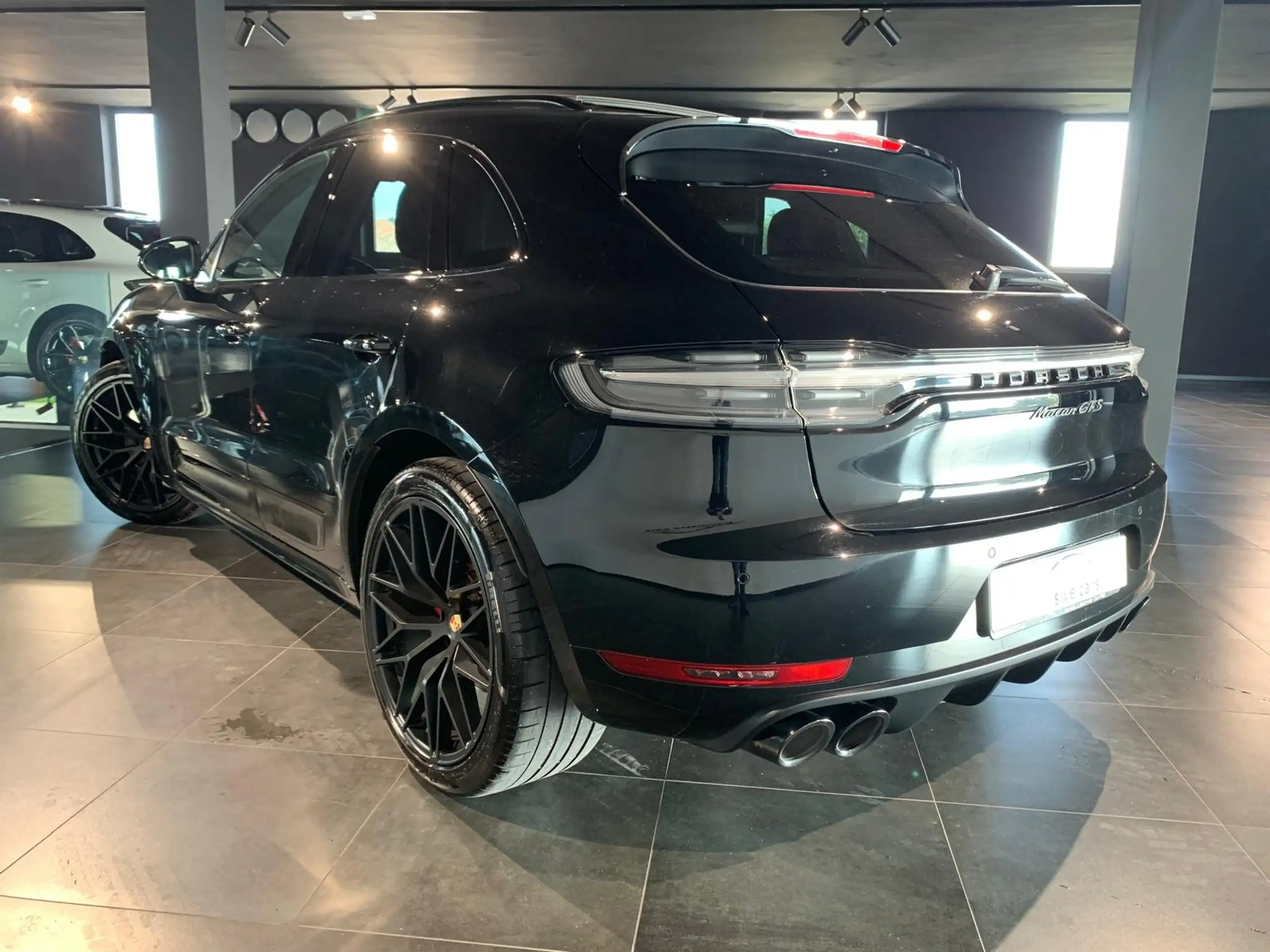 Porsche - Macan