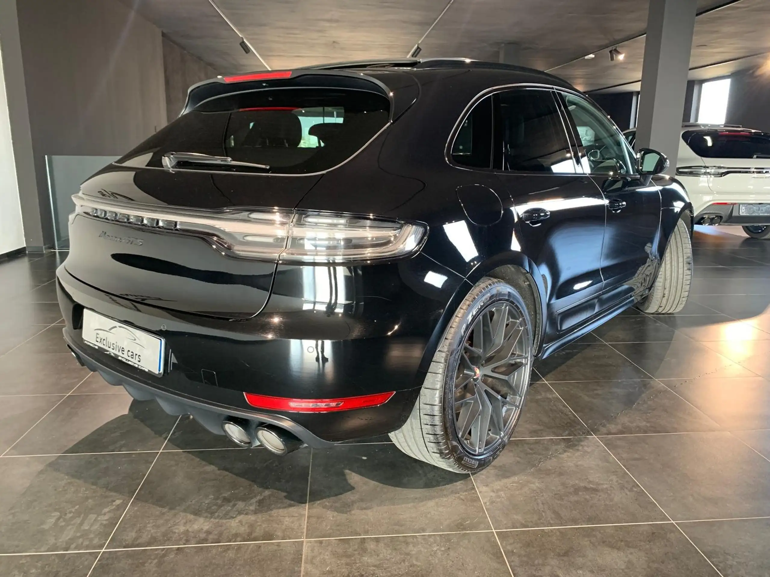 Porsche - Macan