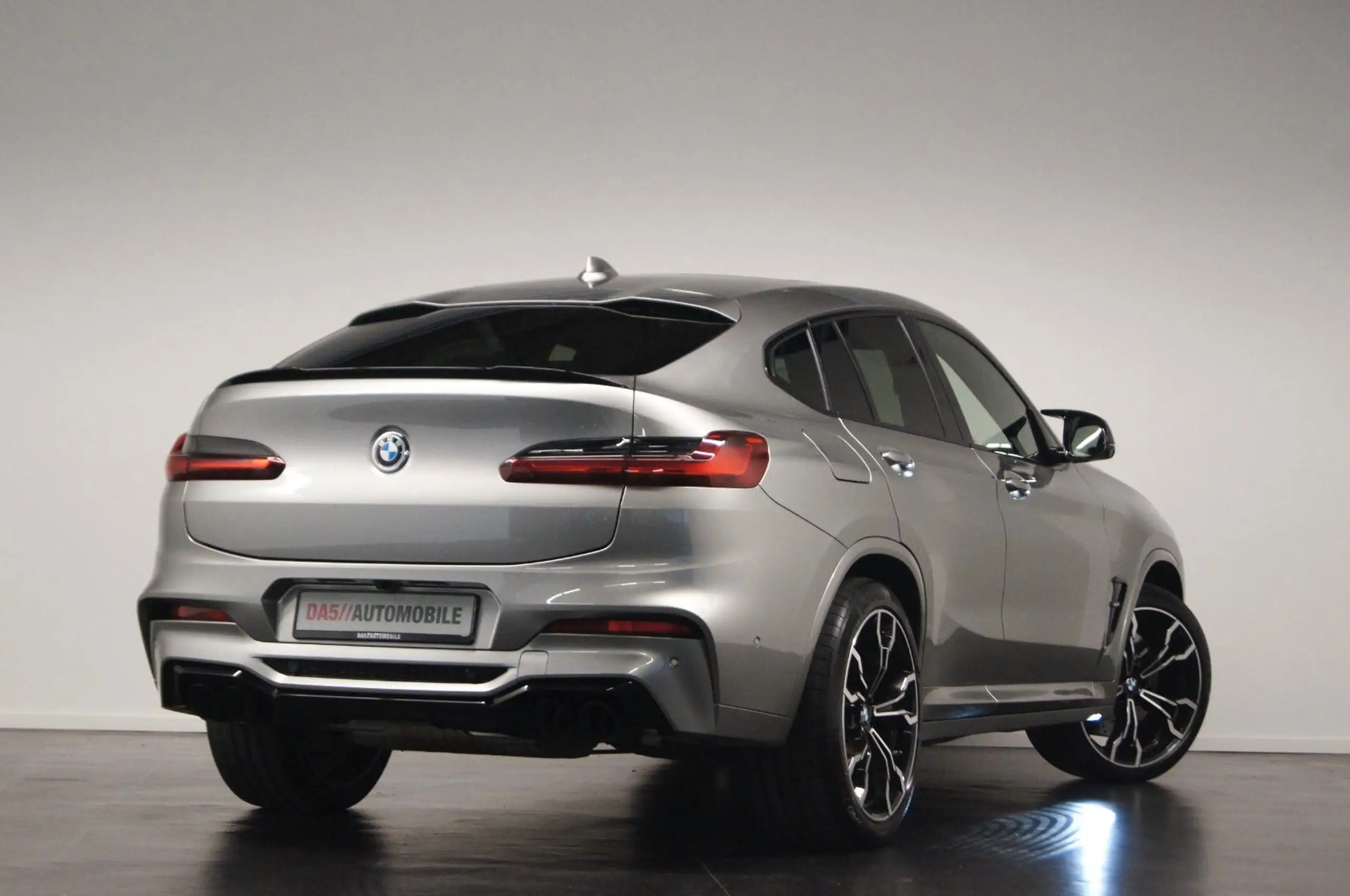 BMW - X4 M