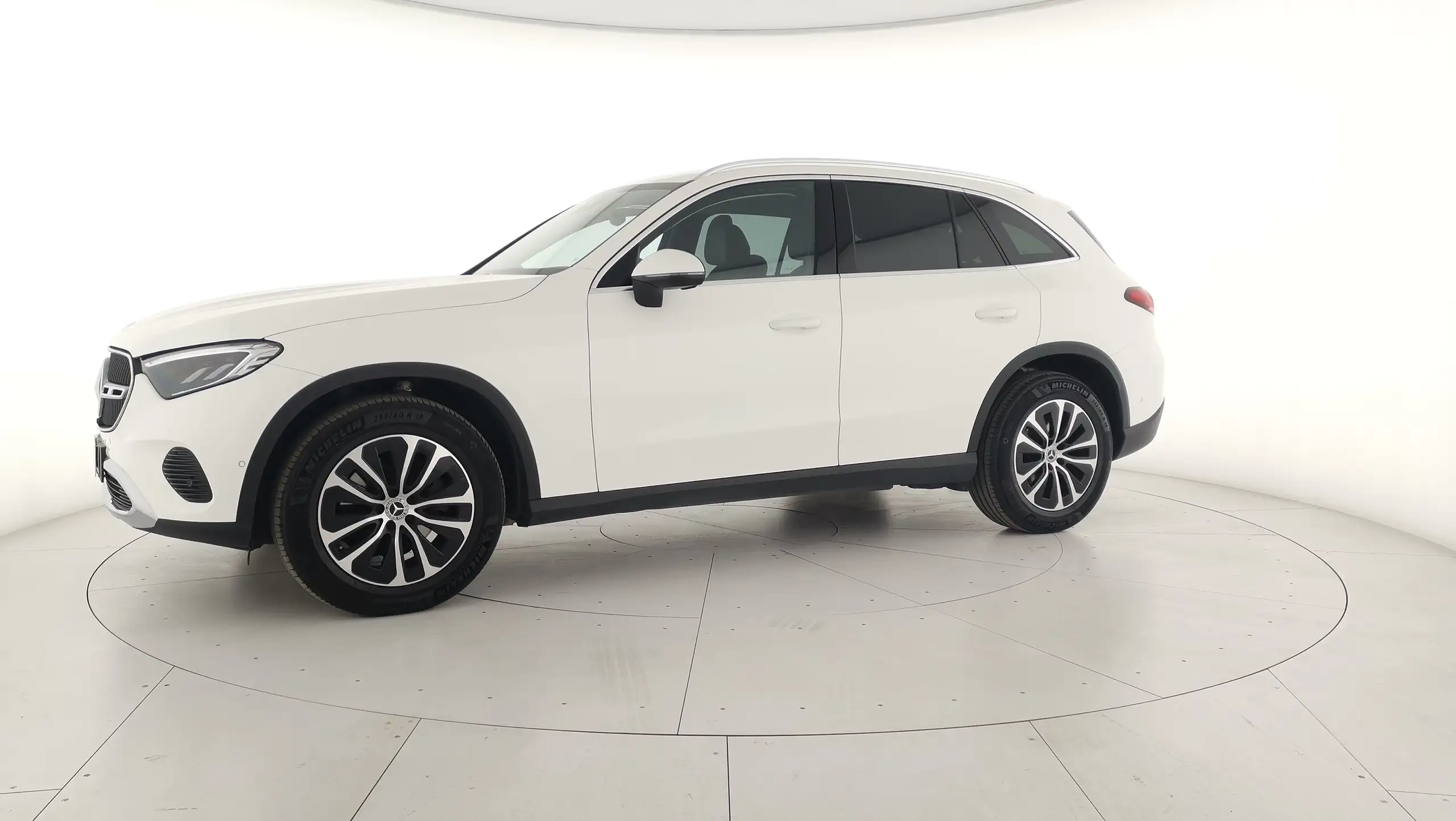 Mercedes-Benz - GLC 220