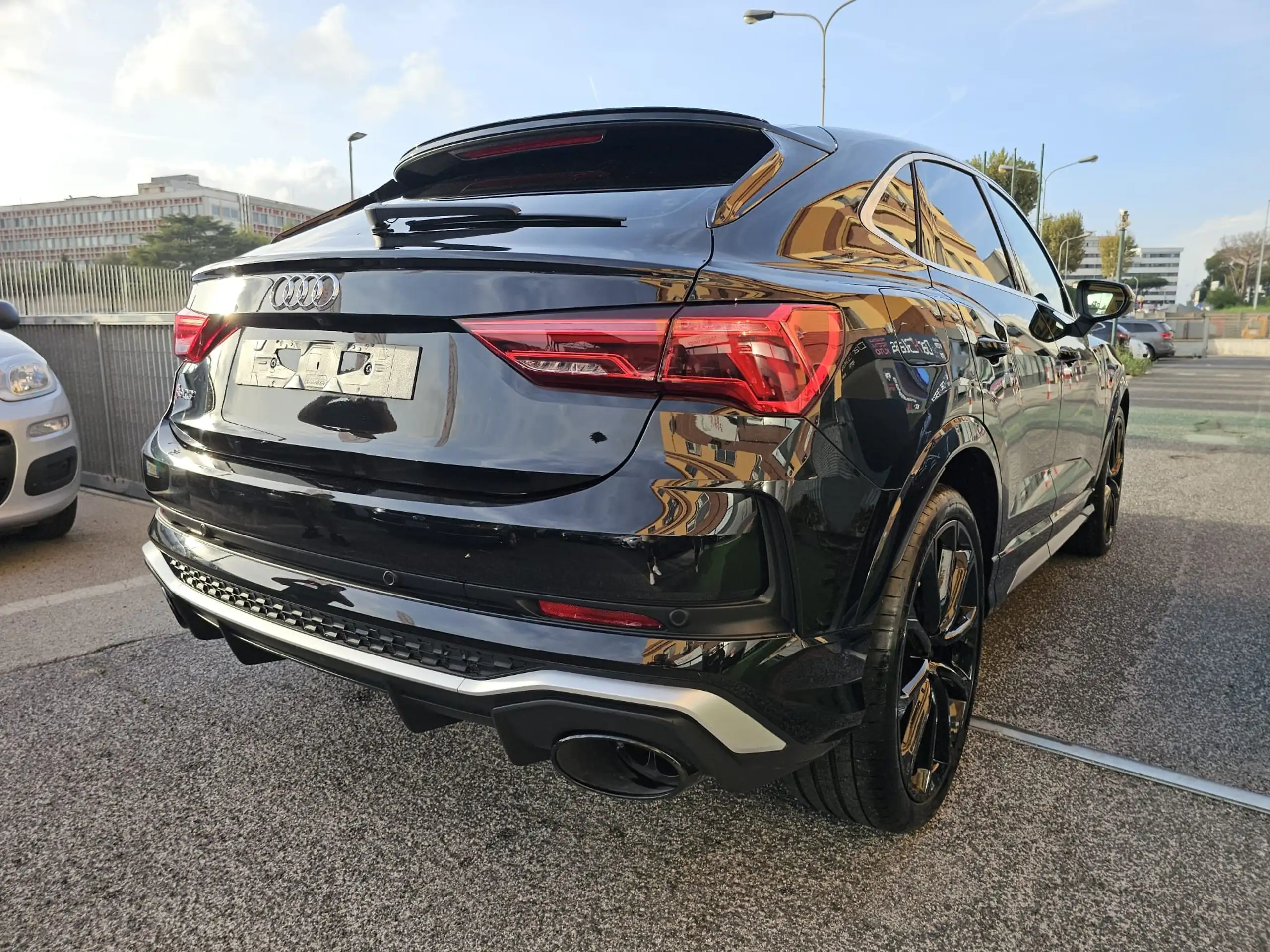 Audi - RS Q3