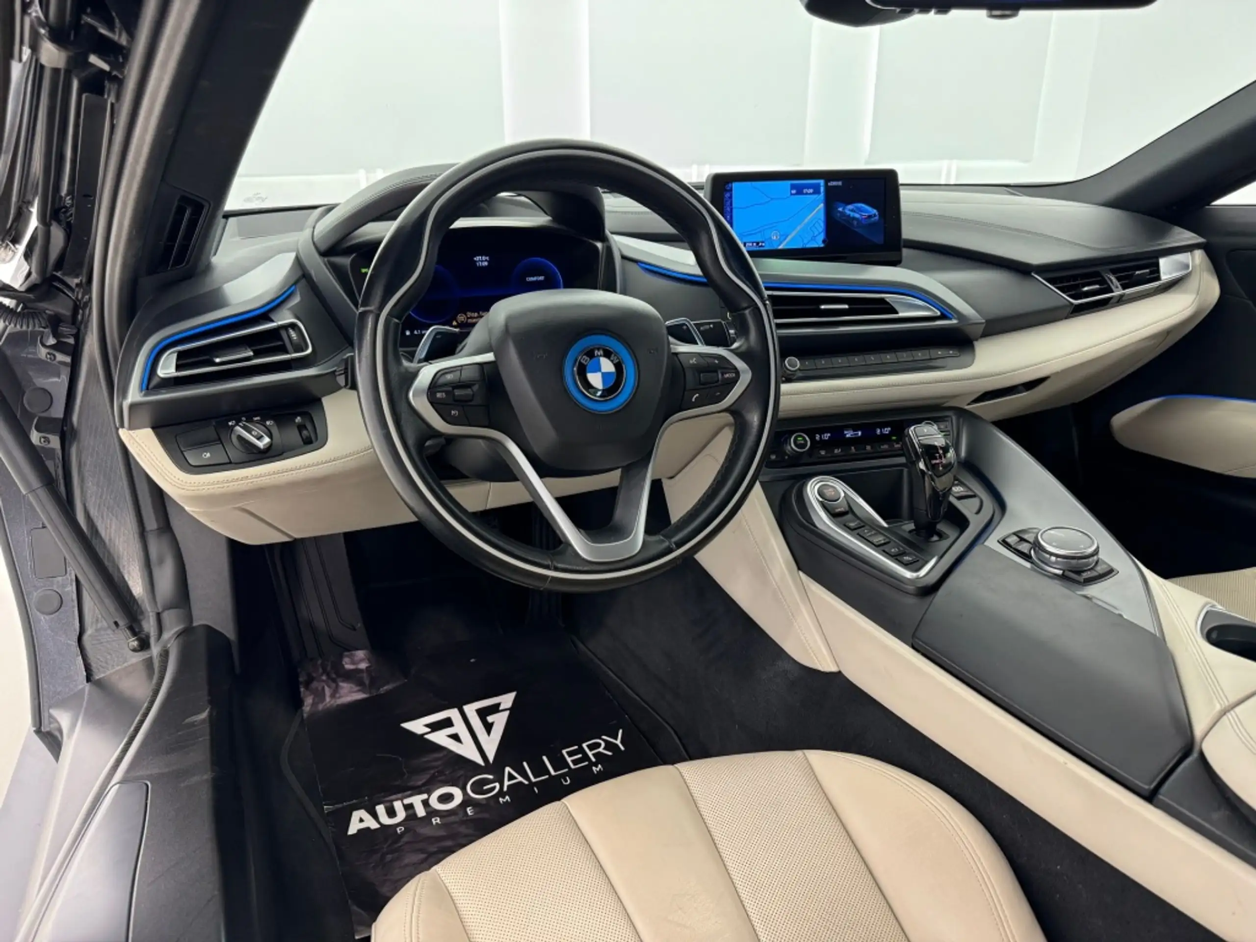 BMW - i8