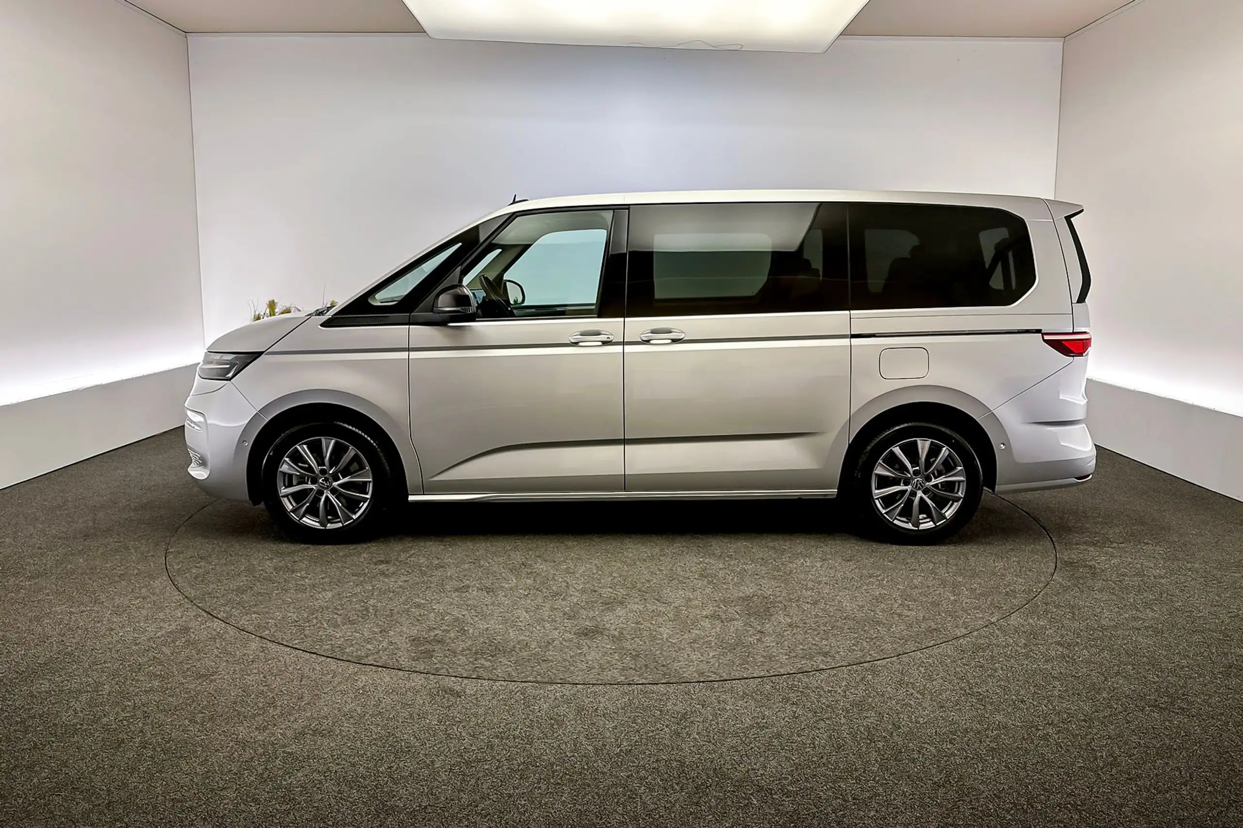 Volkswagen - T7 Multivan