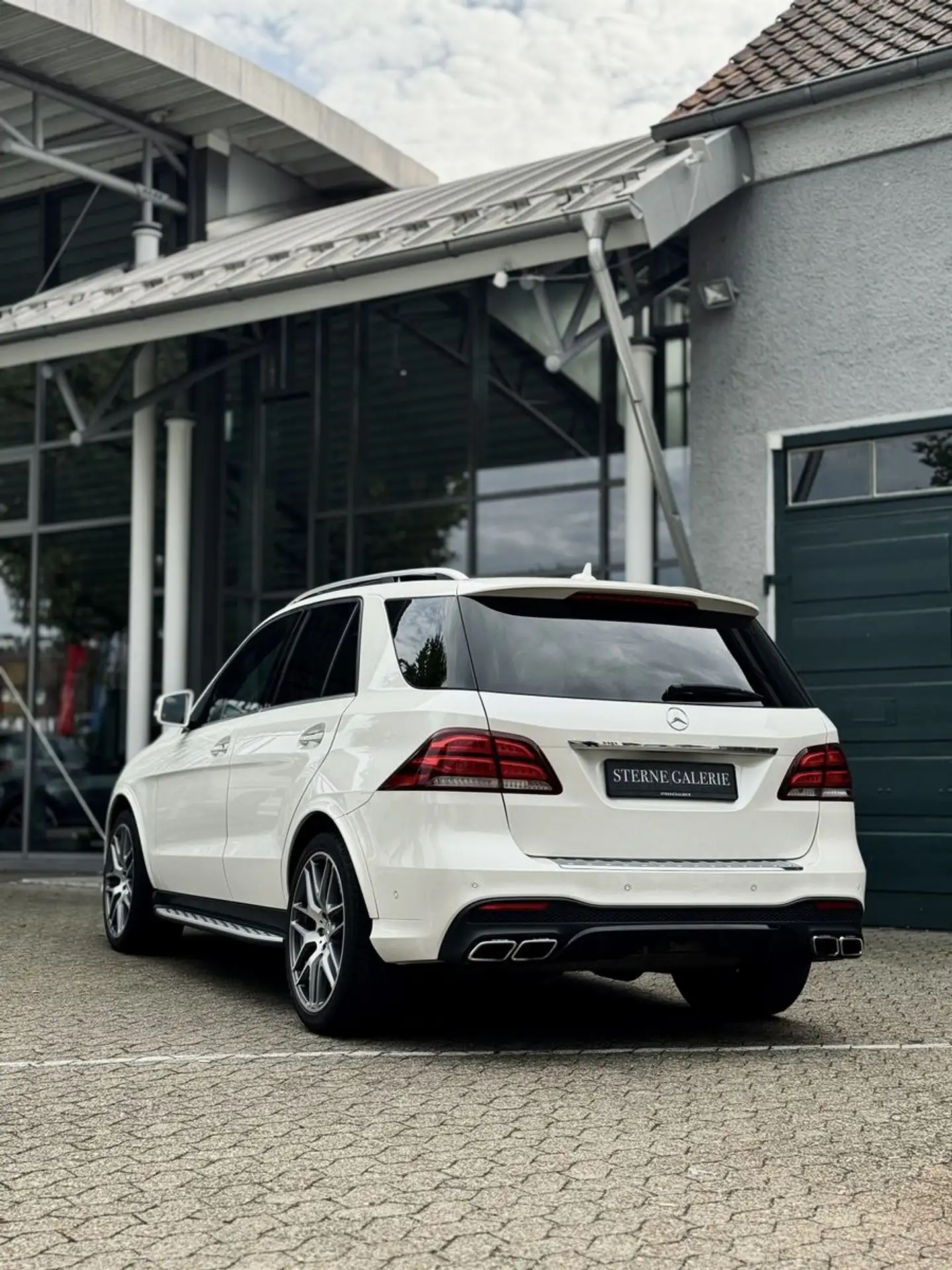 Mercedes-Benz - GLE 63 AMG