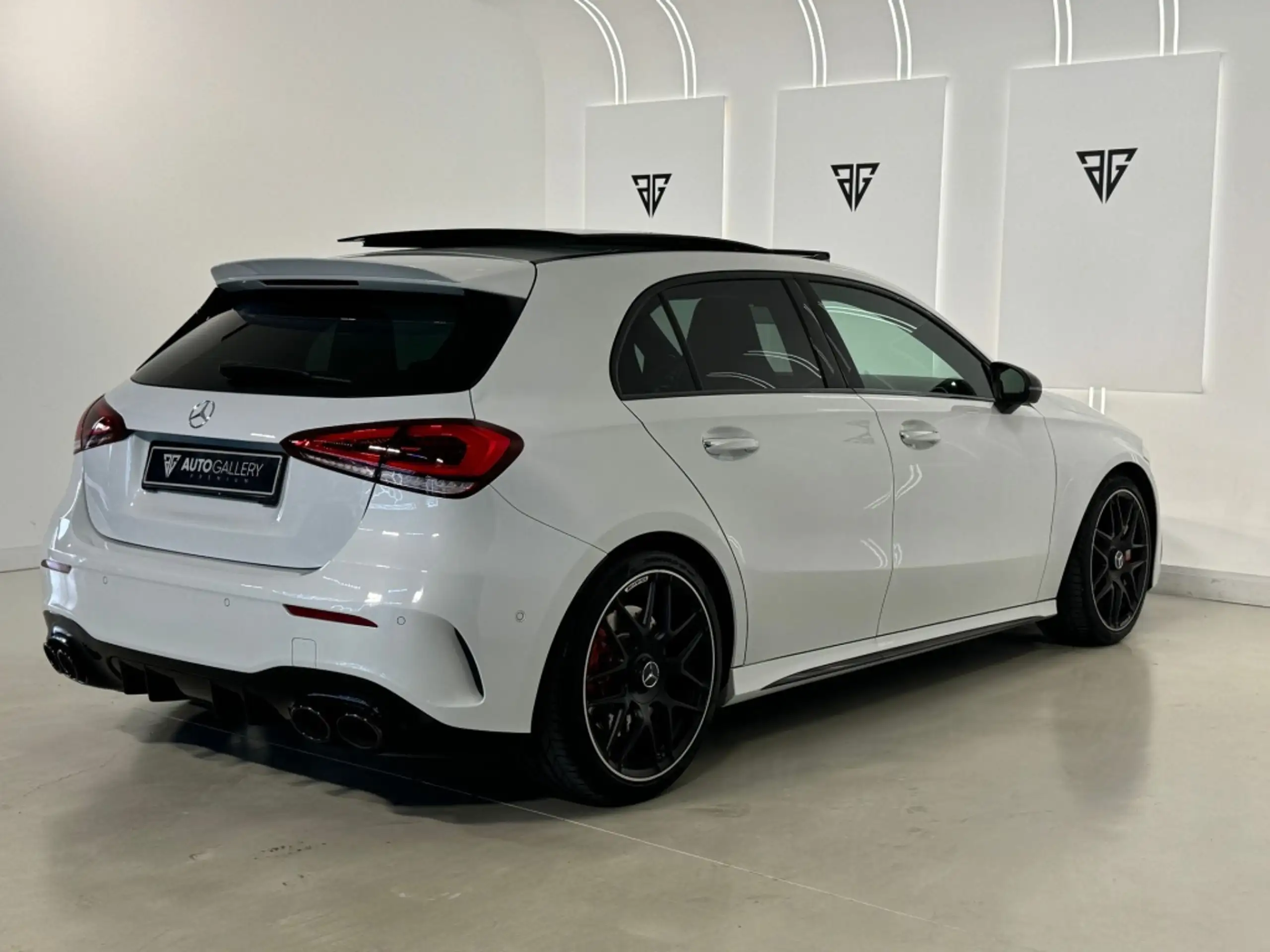 Mercedes-Benz - A 45 AMG