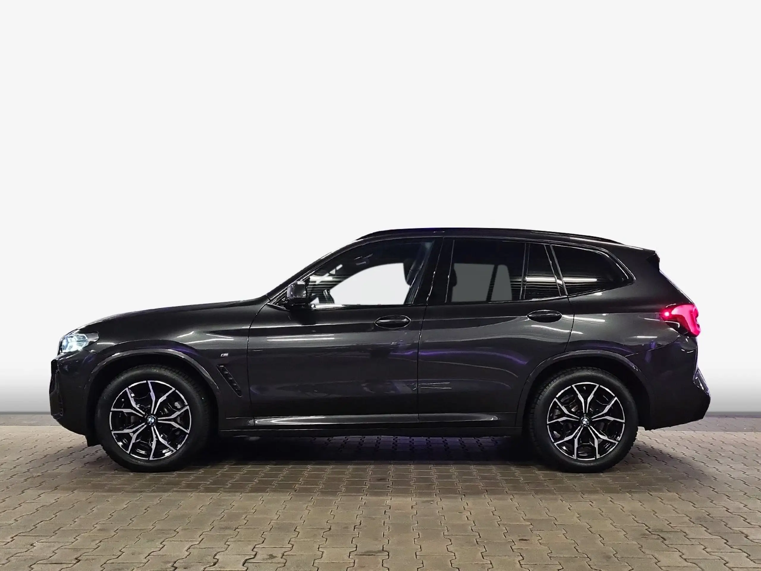 BMW - X3