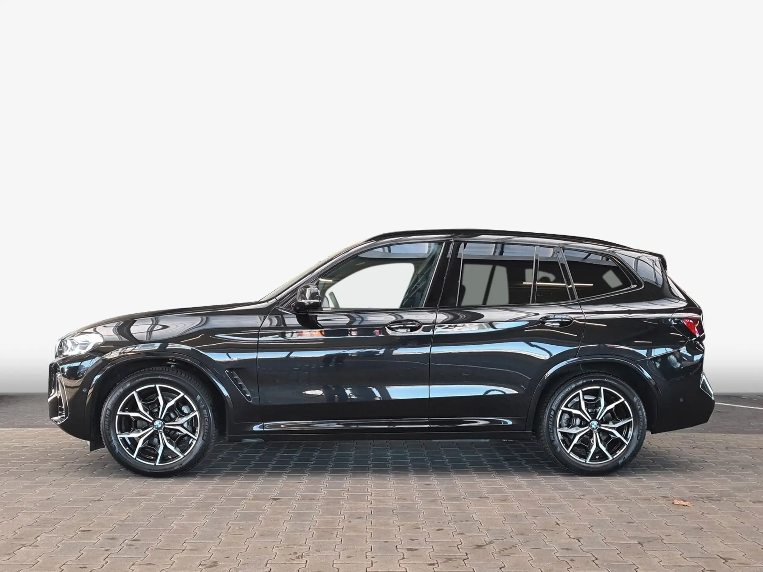 BMW - X3