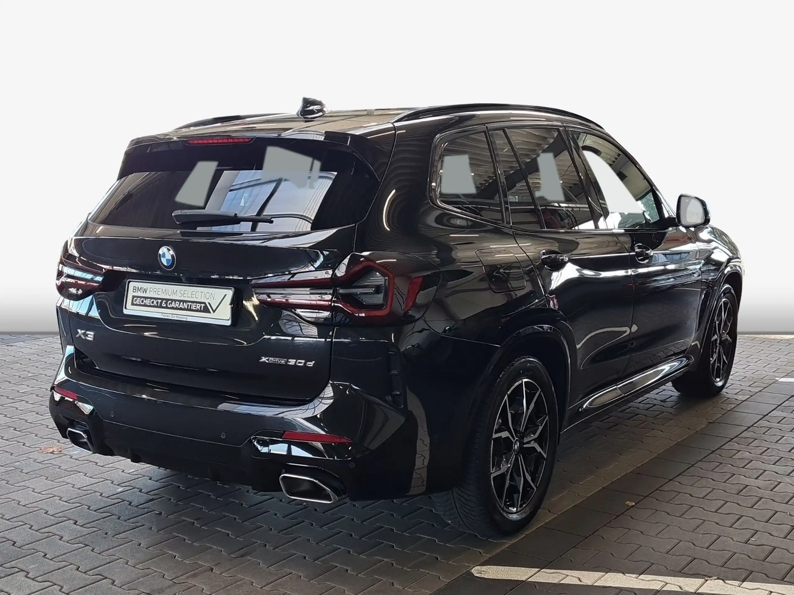 BMW - X3