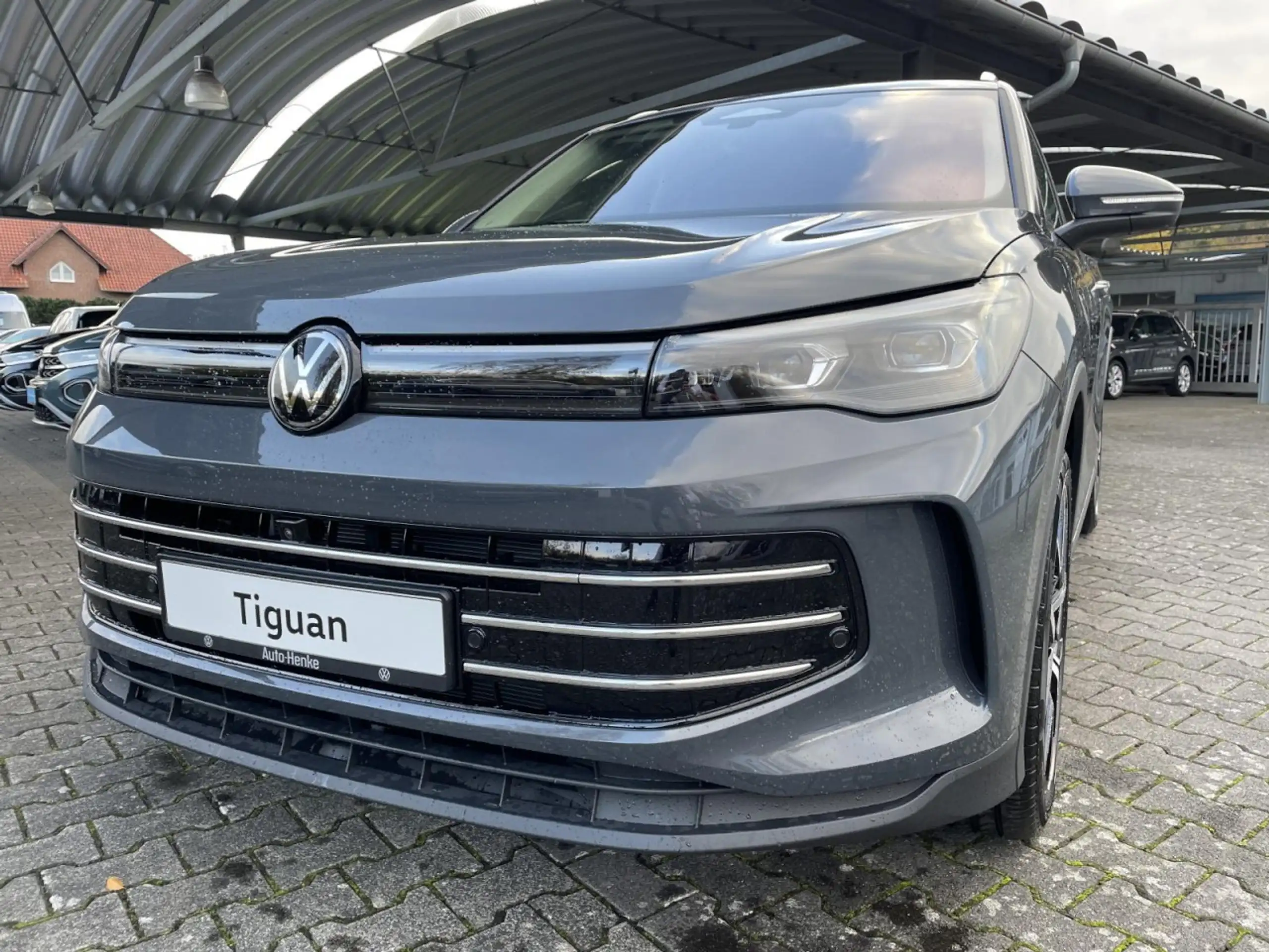 Volkswagen - Tiguan