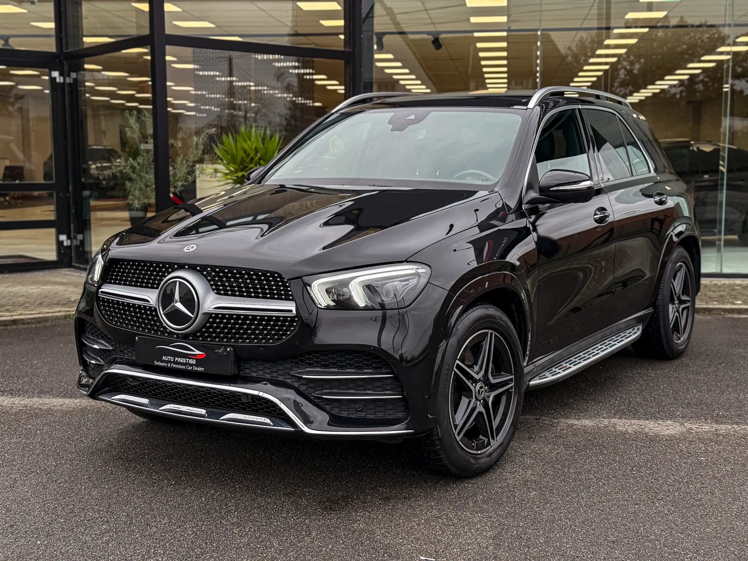 Mercedes-Benz - GLE 300