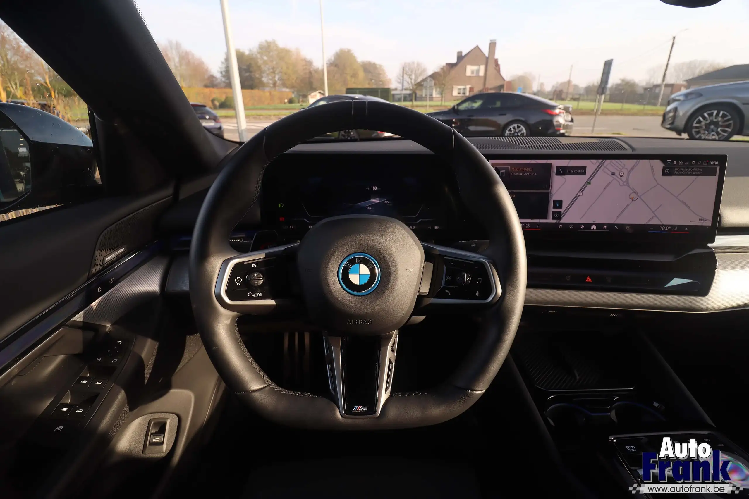 BMW - i5