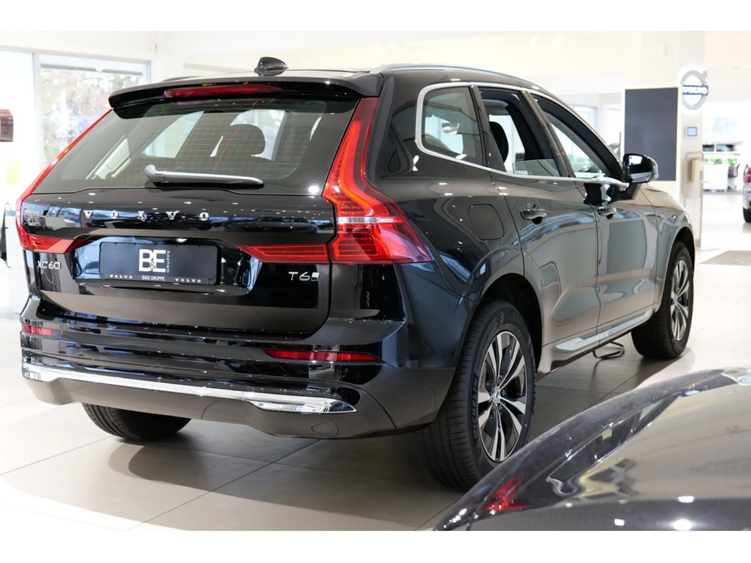 Volvo - XC60