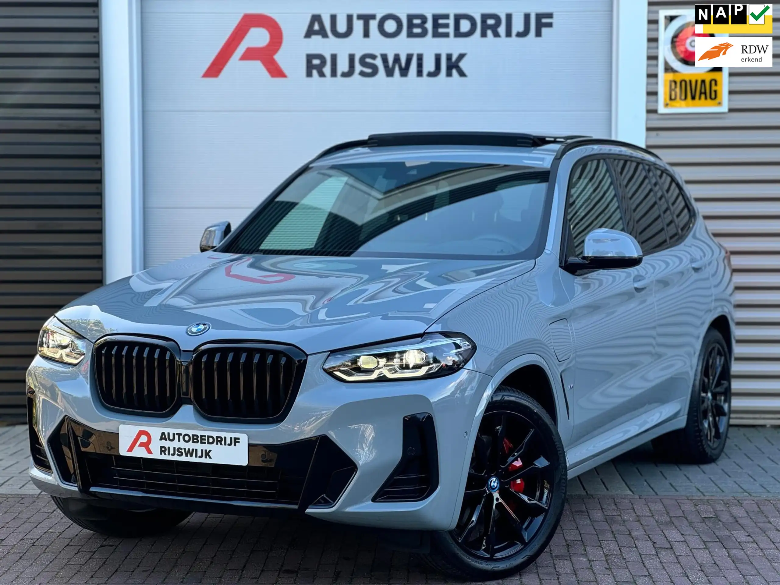 BMW - X3