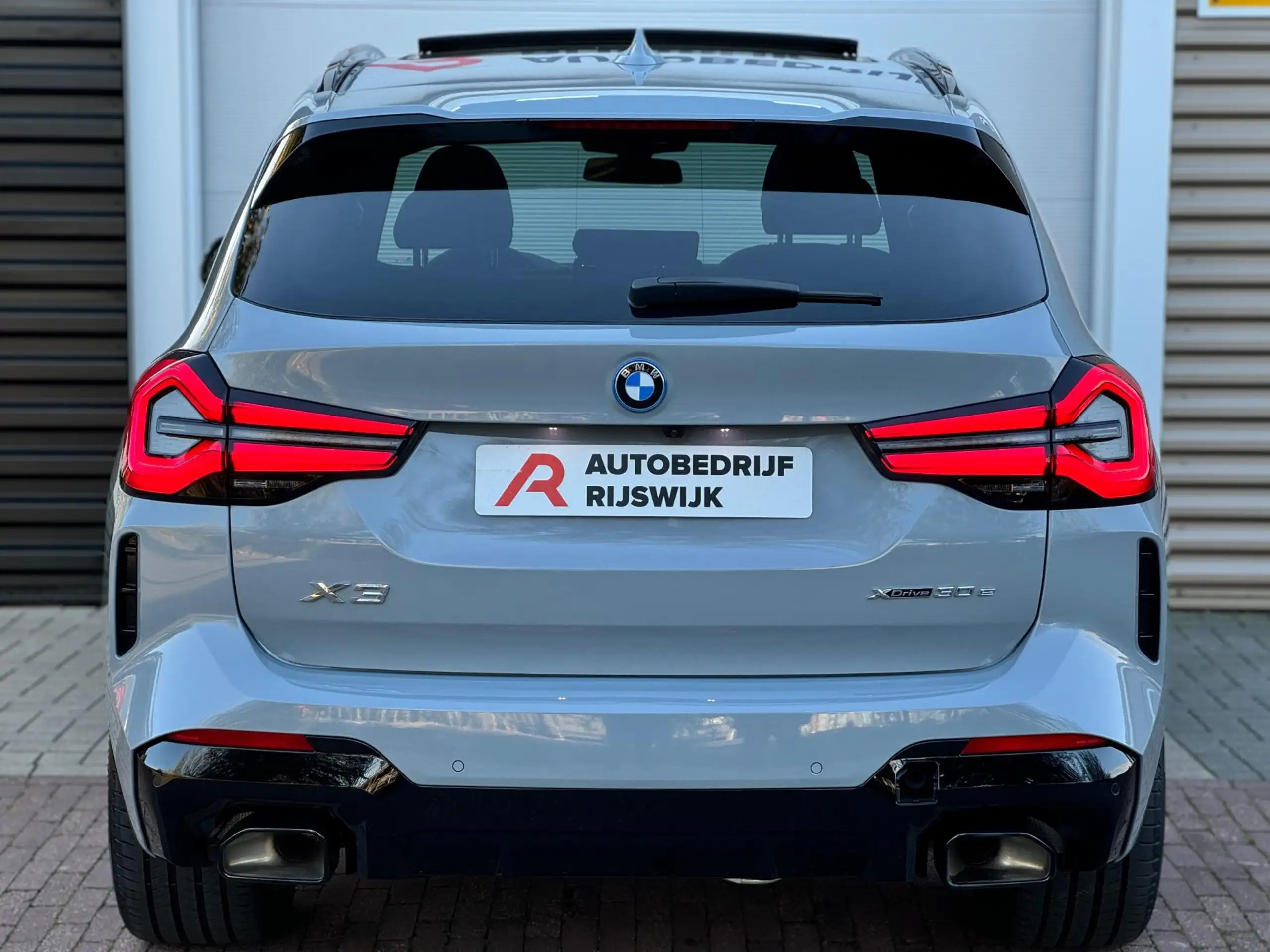 BMW - X3