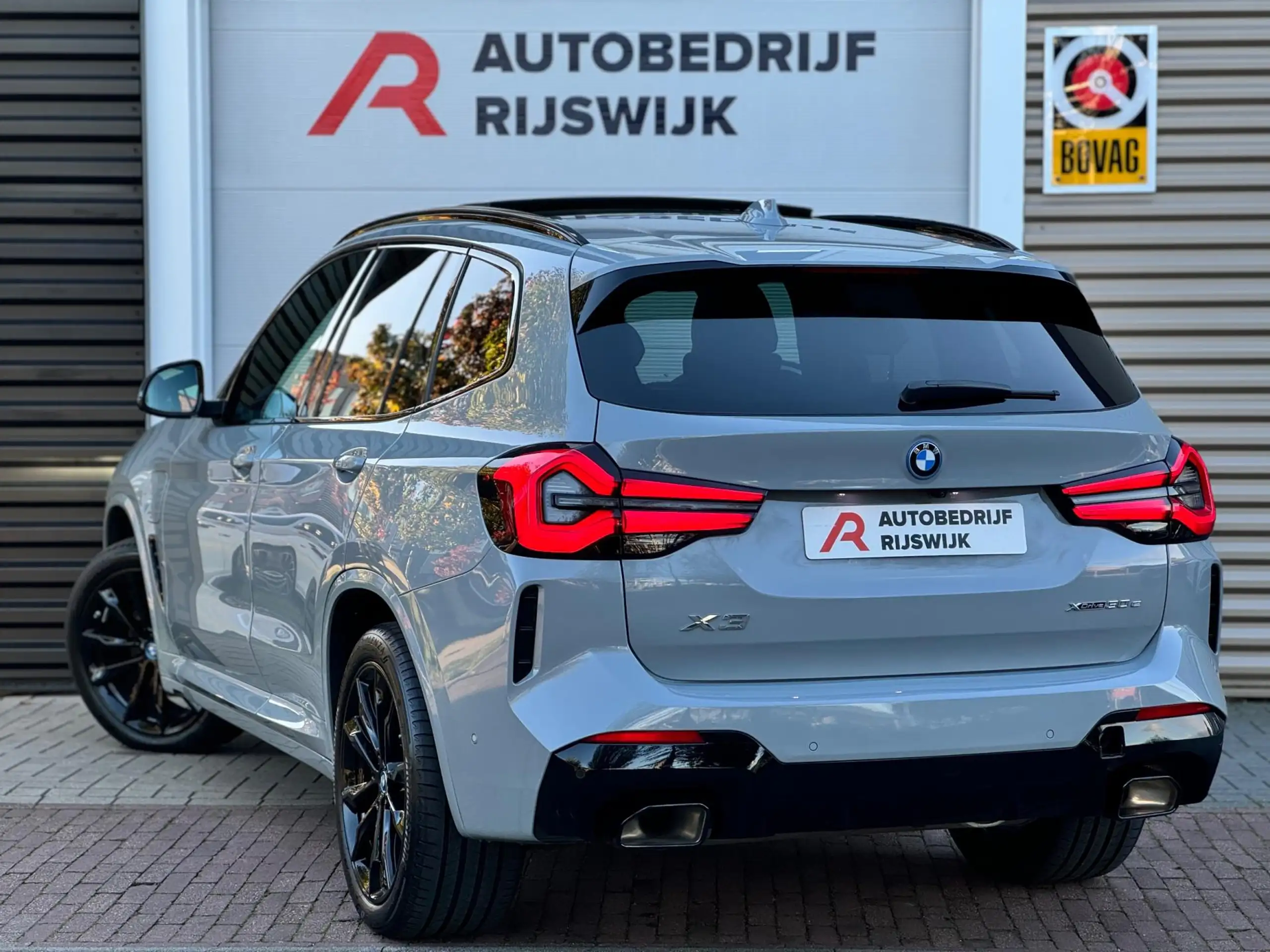 BMW - X3