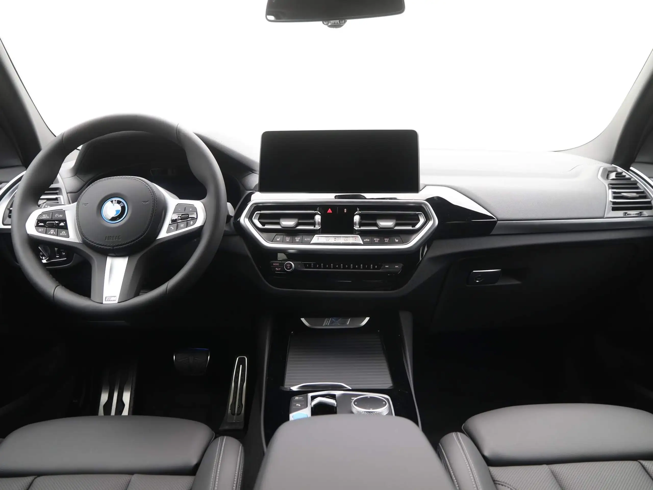 BMW - iX3