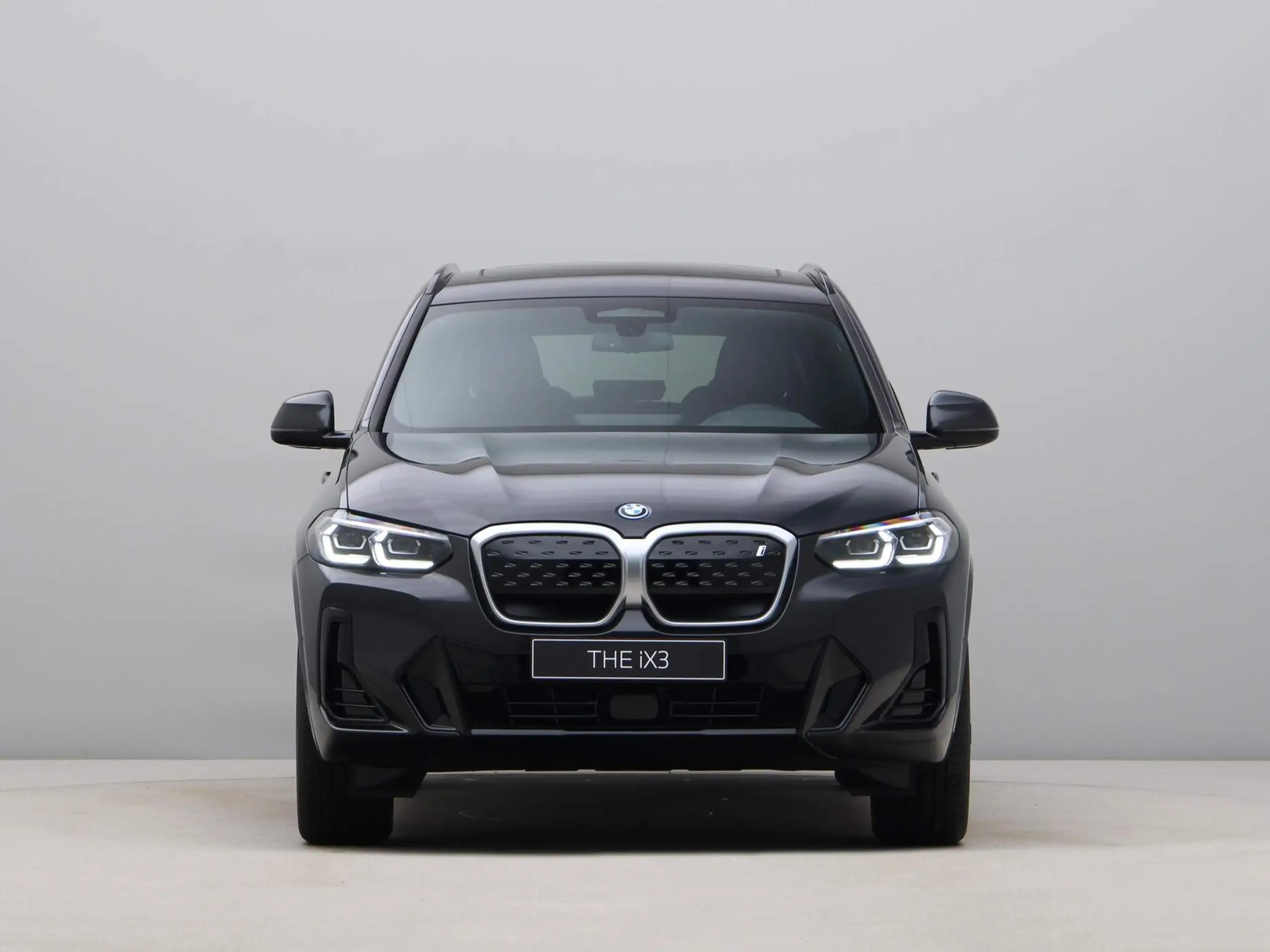 BMW - iX3