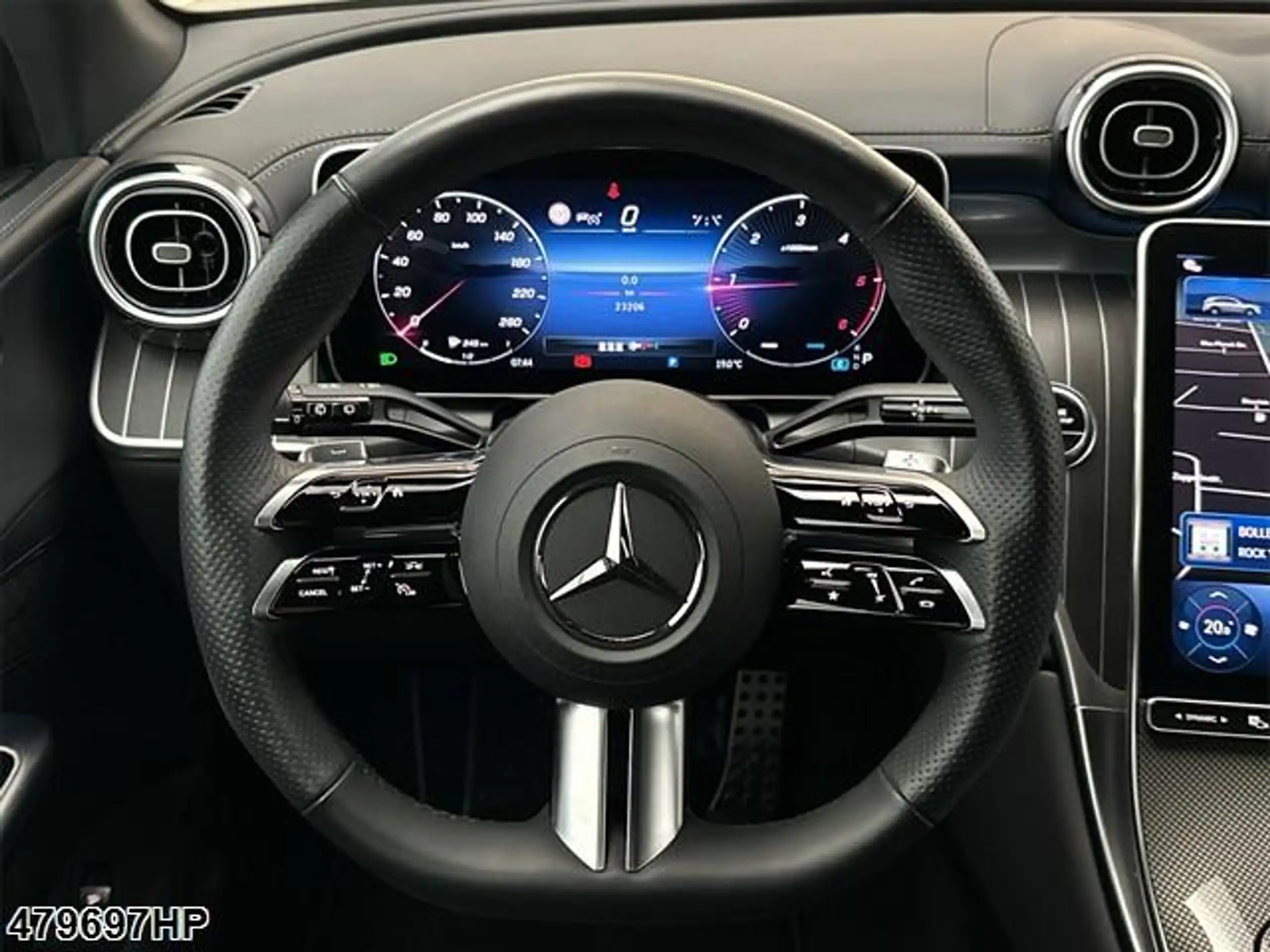 Mercedes-Benz - GLC 220