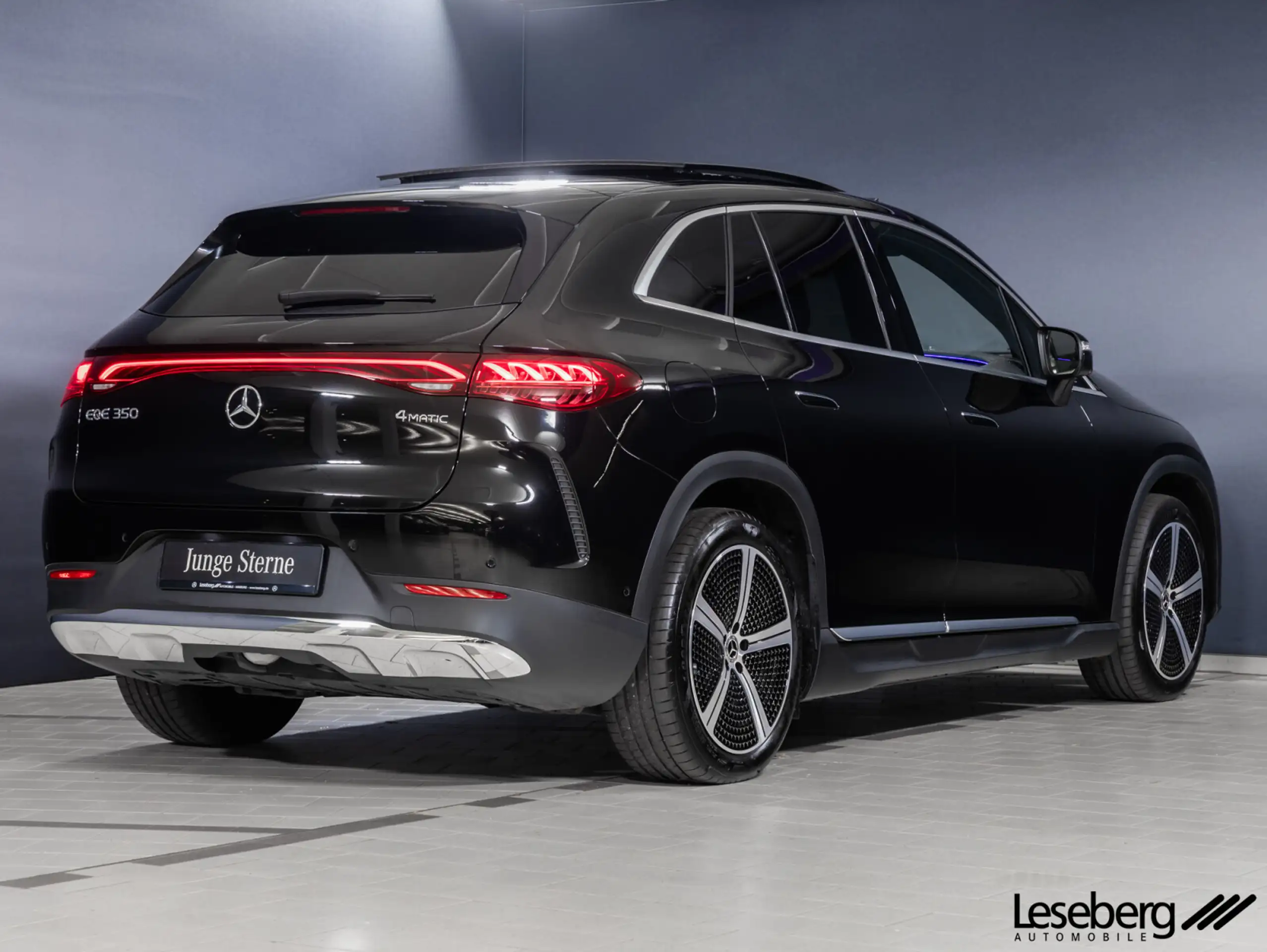 Mercedes-Benz - EQE SUV