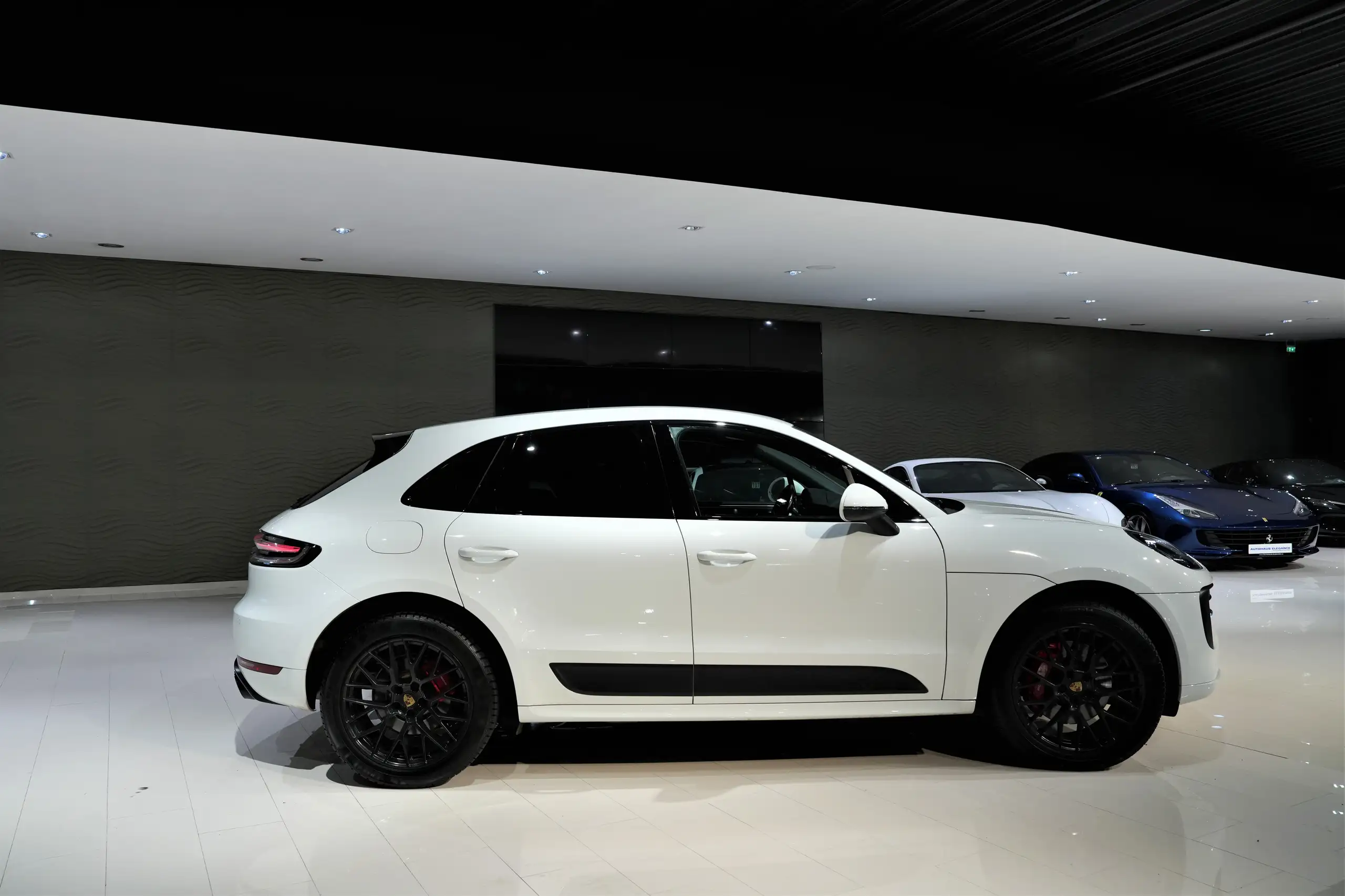 Porsche - Macan