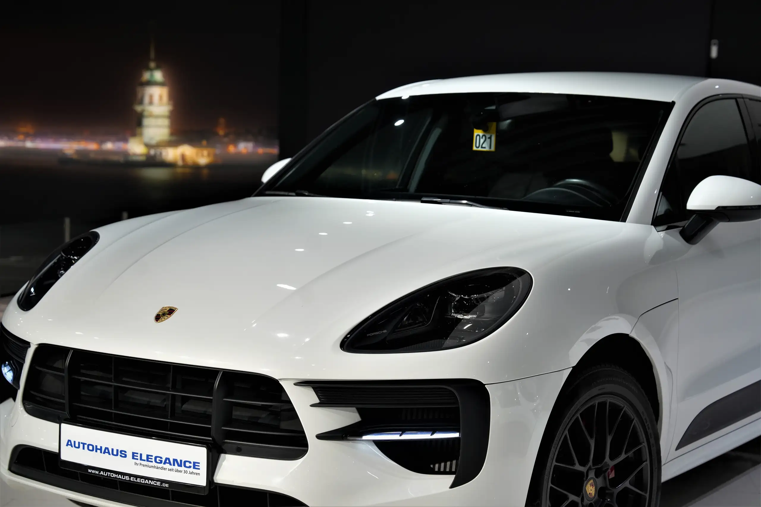 Porsche - Macan