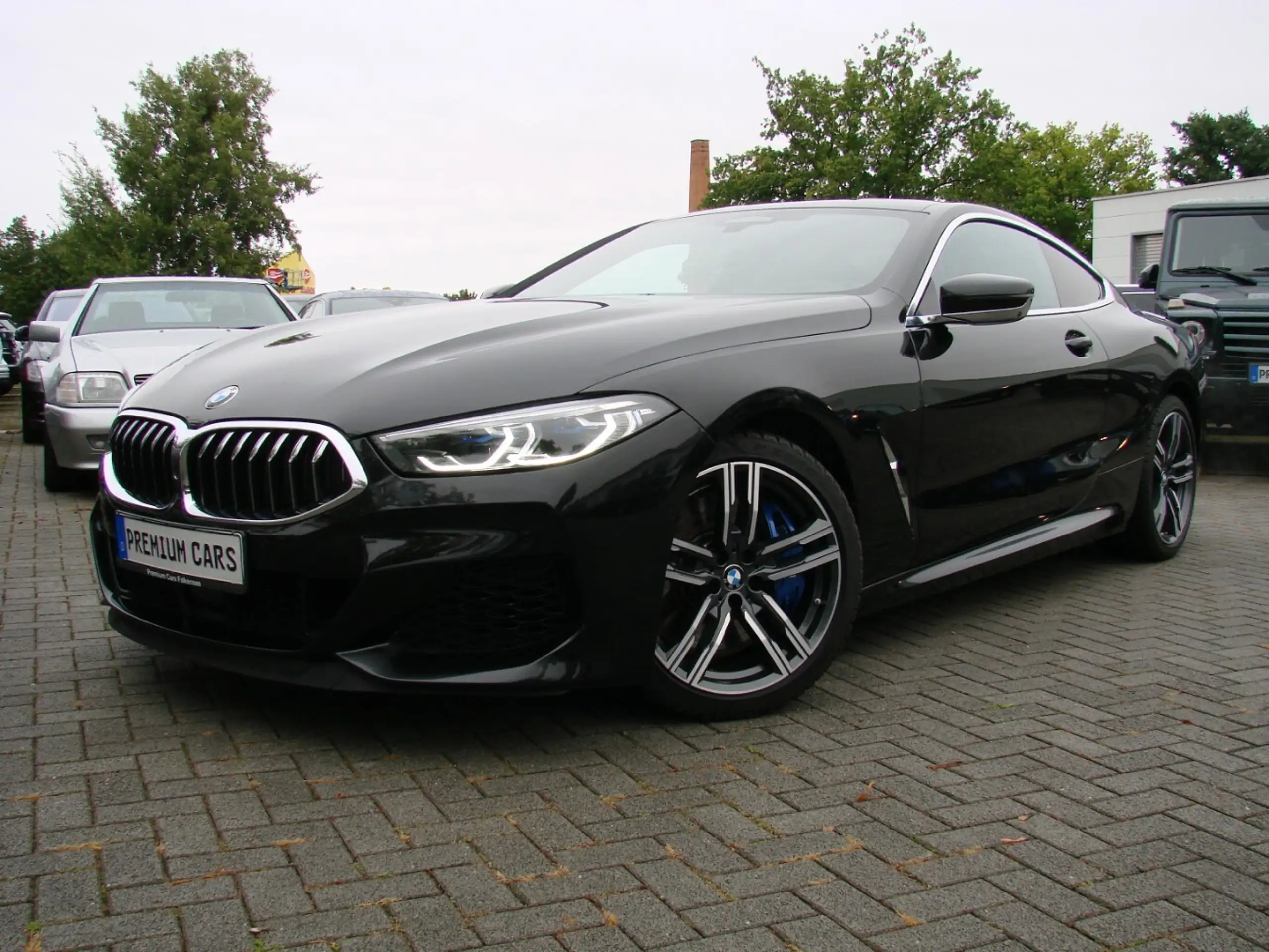 BMW - M850