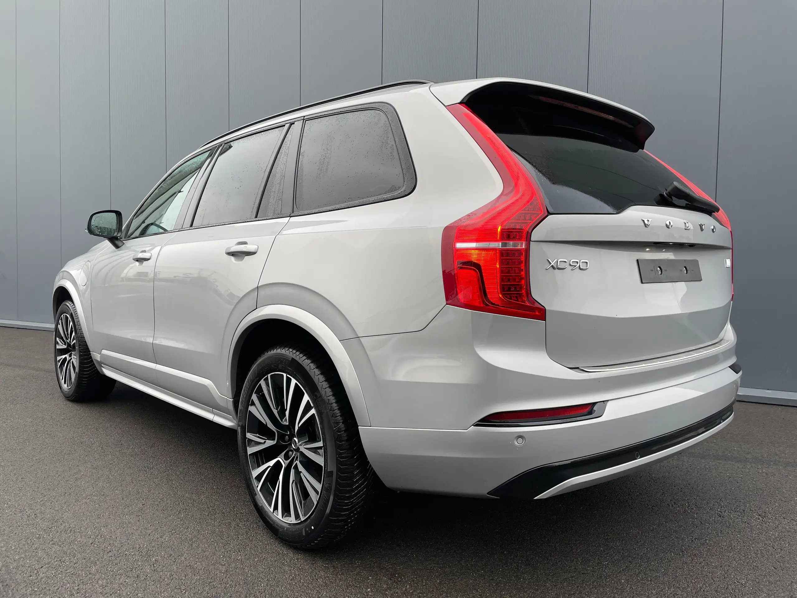 Volvo - XC90